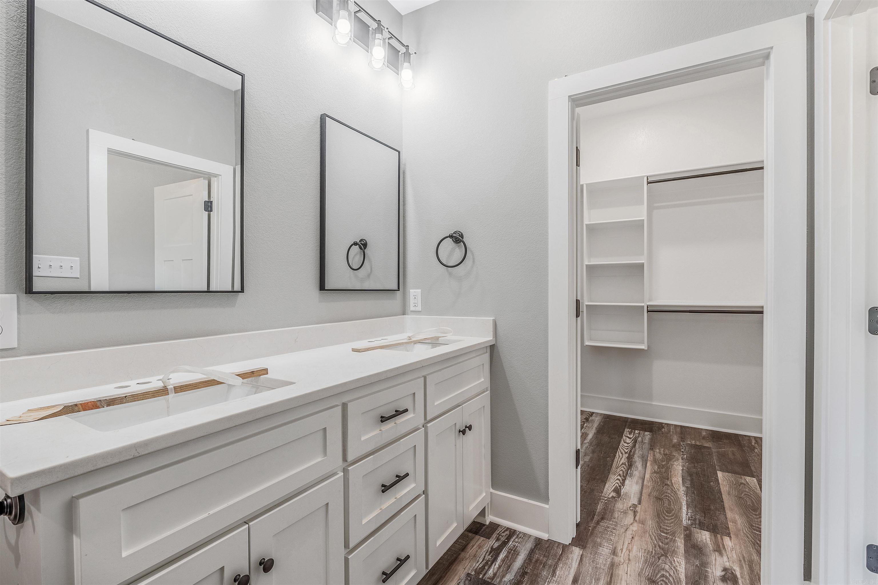 19 Mountain Grove  Greenbrier, AR