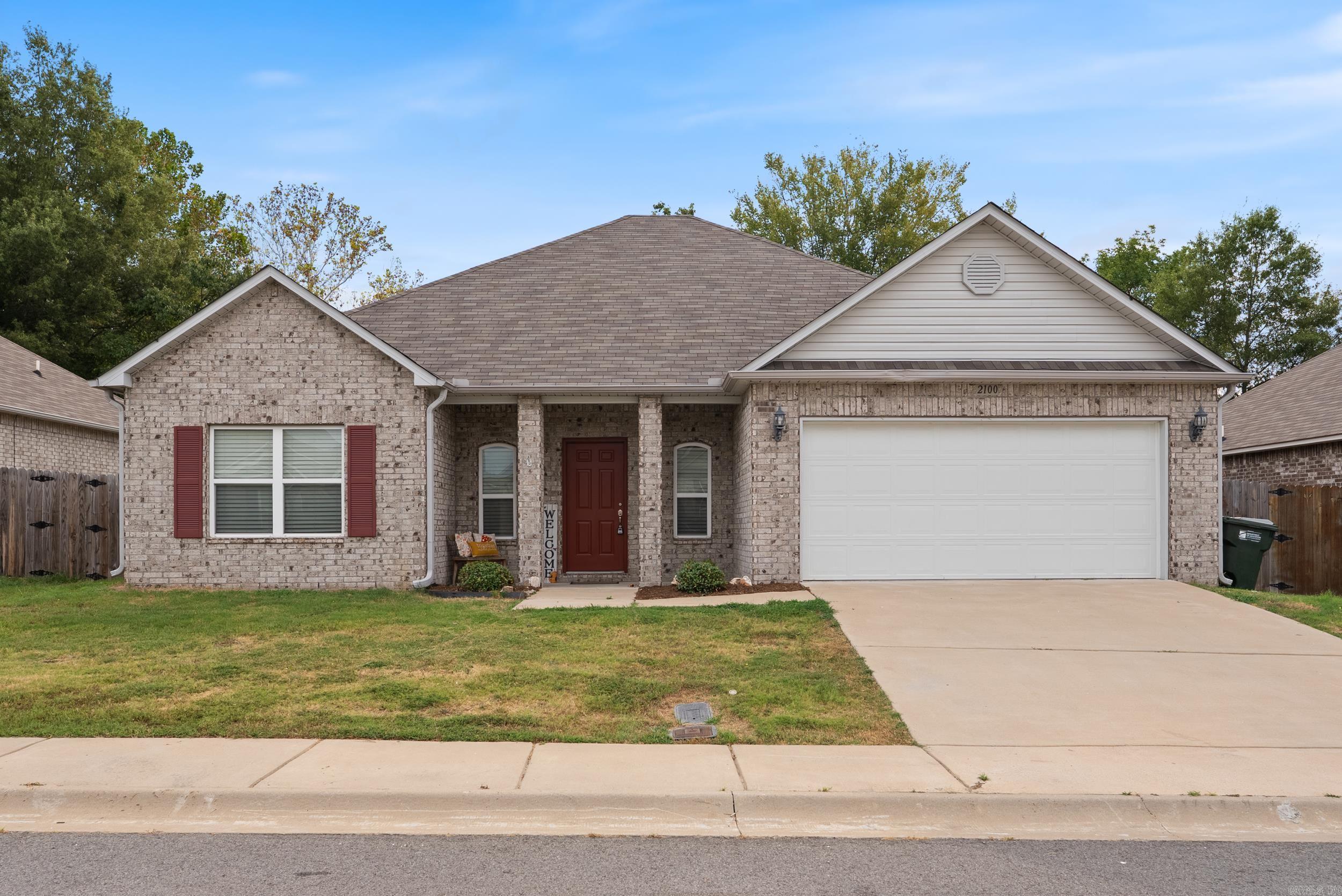 2100 Mary Alice  Conway, AR