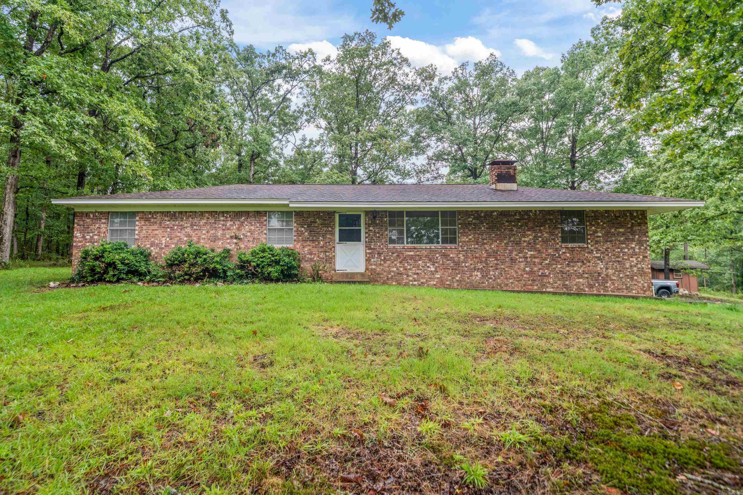 395 Riveroaks  Malvern, AR
