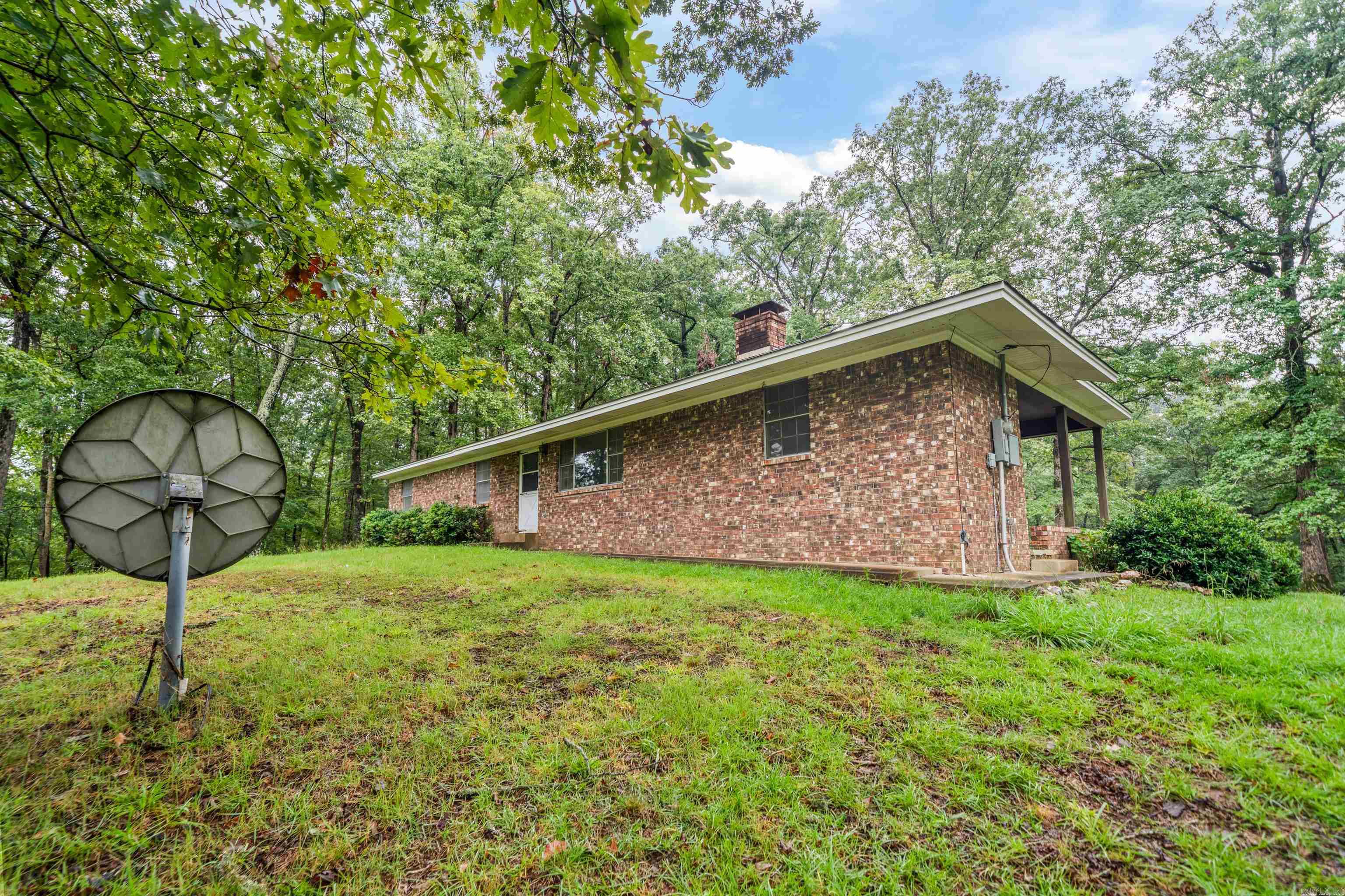 395 Riveroaks  Malvern, AR
