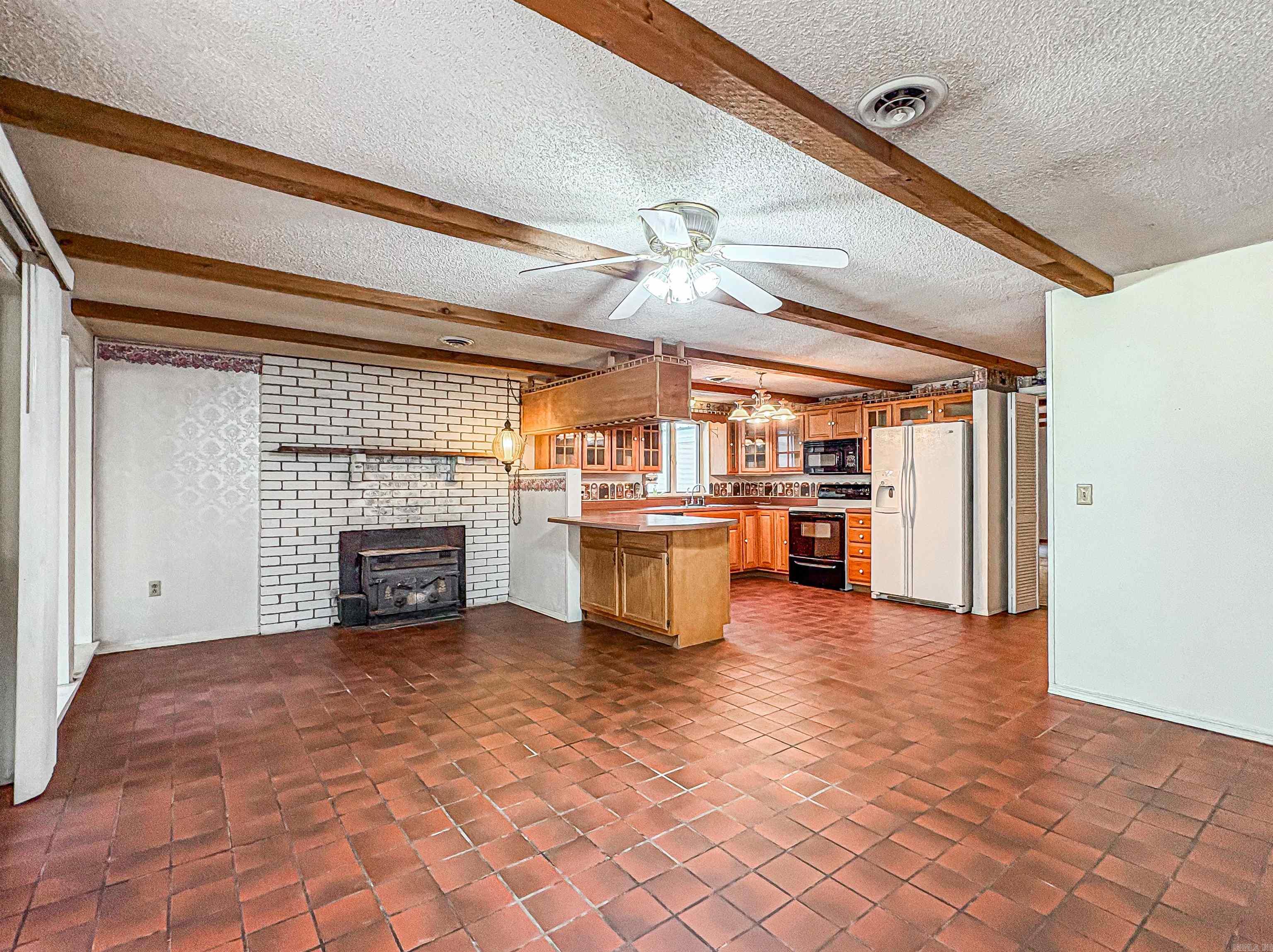 125 Woodsong  Mountain Home, AR