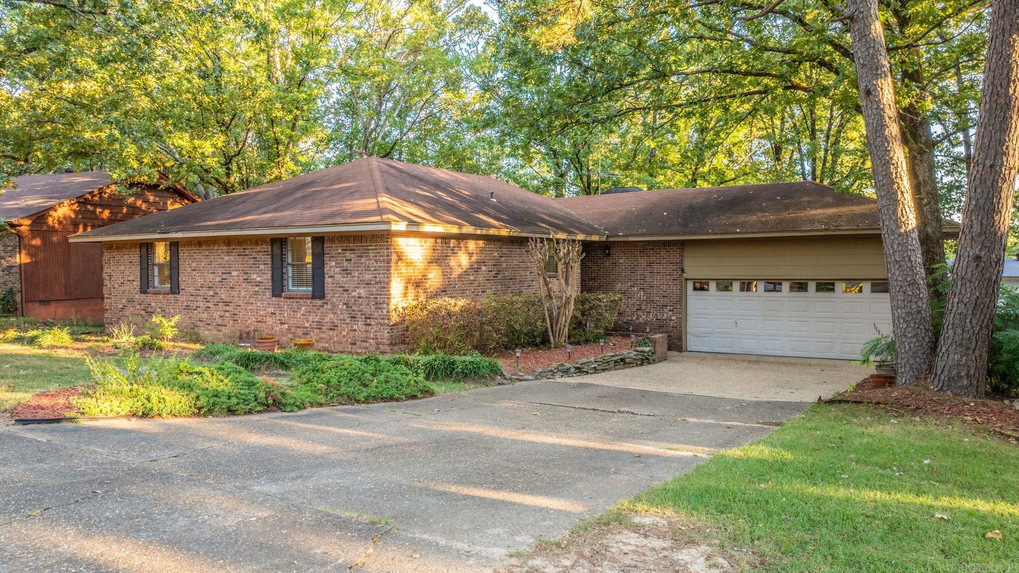 12821 Morrison  Little Rock, AR