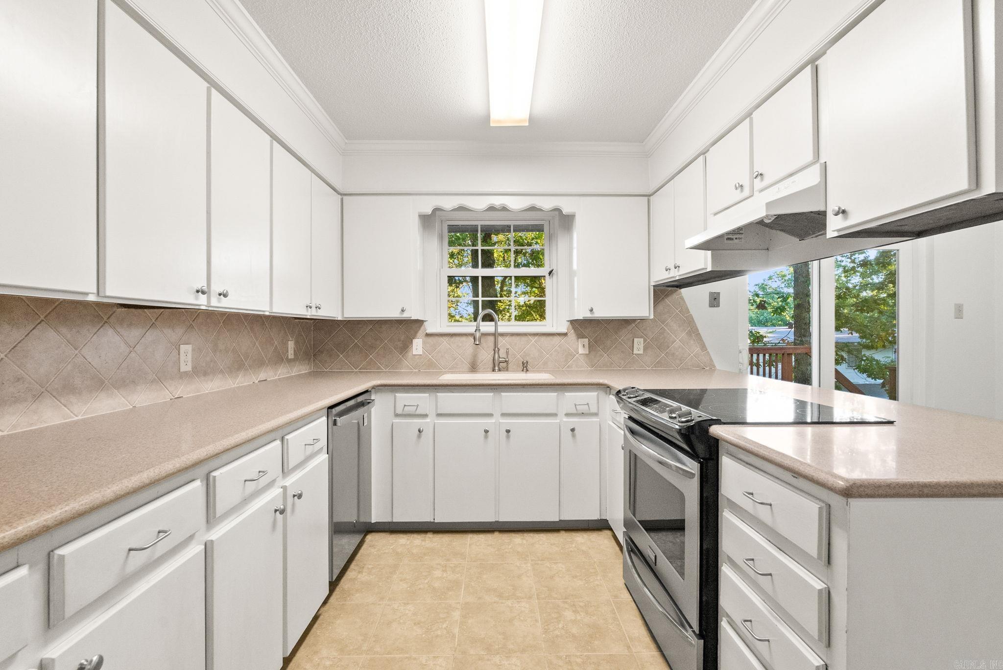 12821 Morrison  Little Rock, AR