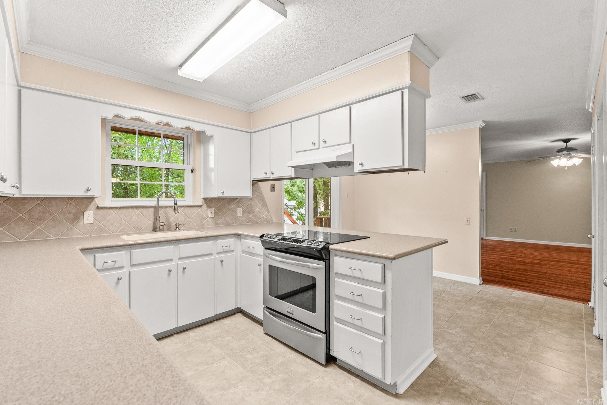 12821 Morrison  Little Rock, AR