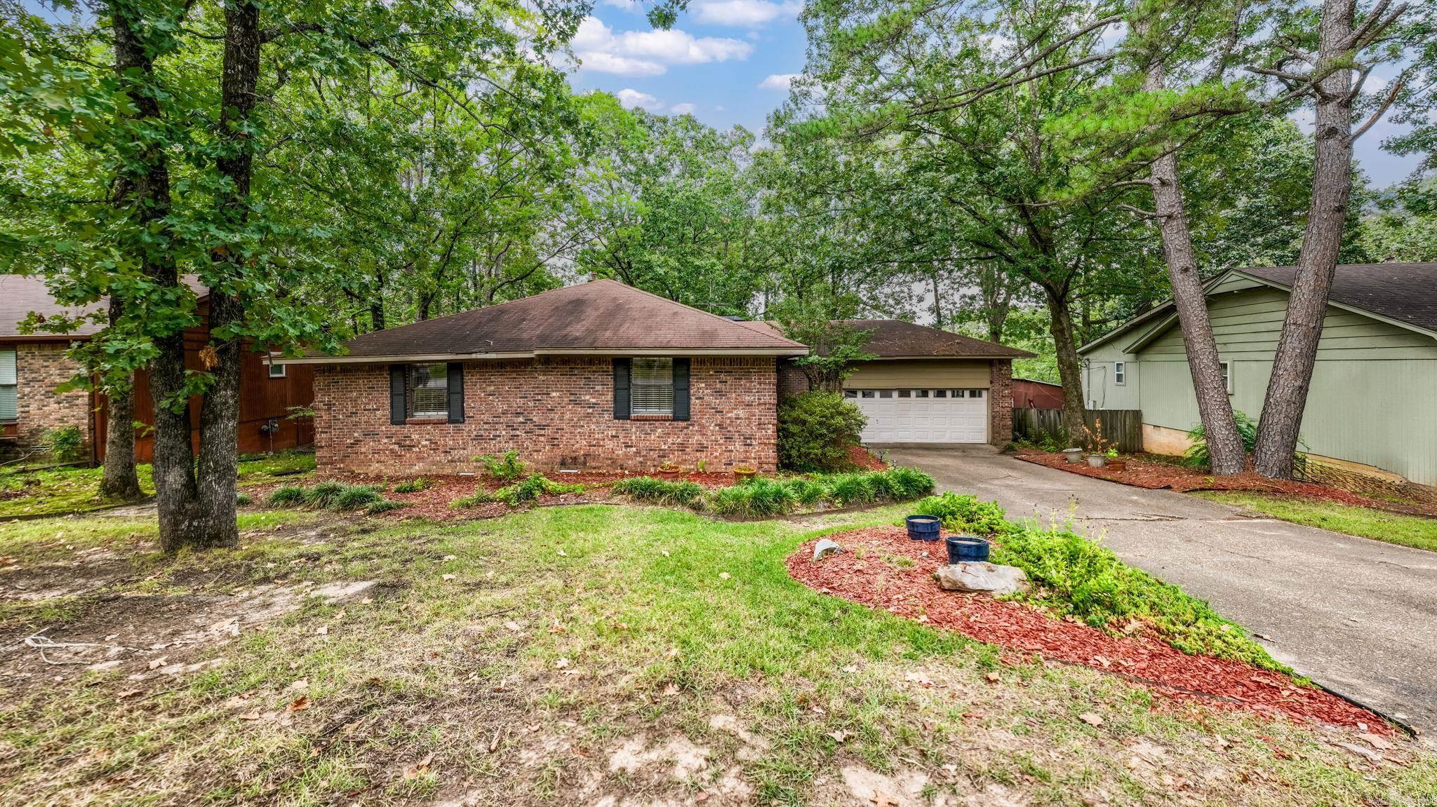 12821 Morrison  Little Rock, AR
