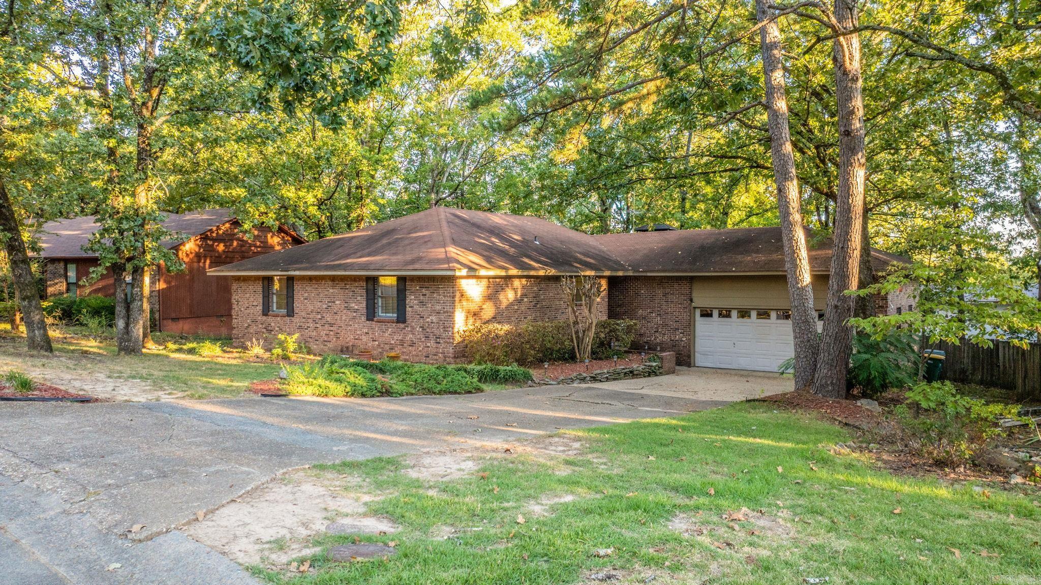 12821 Morrison  Little Rock, AR