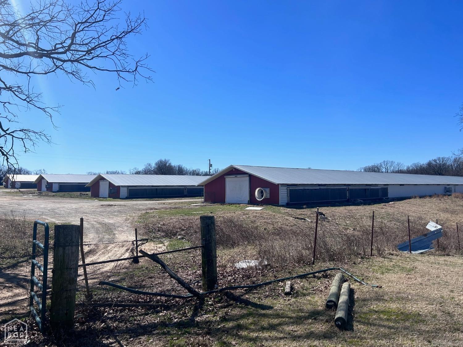 920 Highway 25  Strawberry, AR