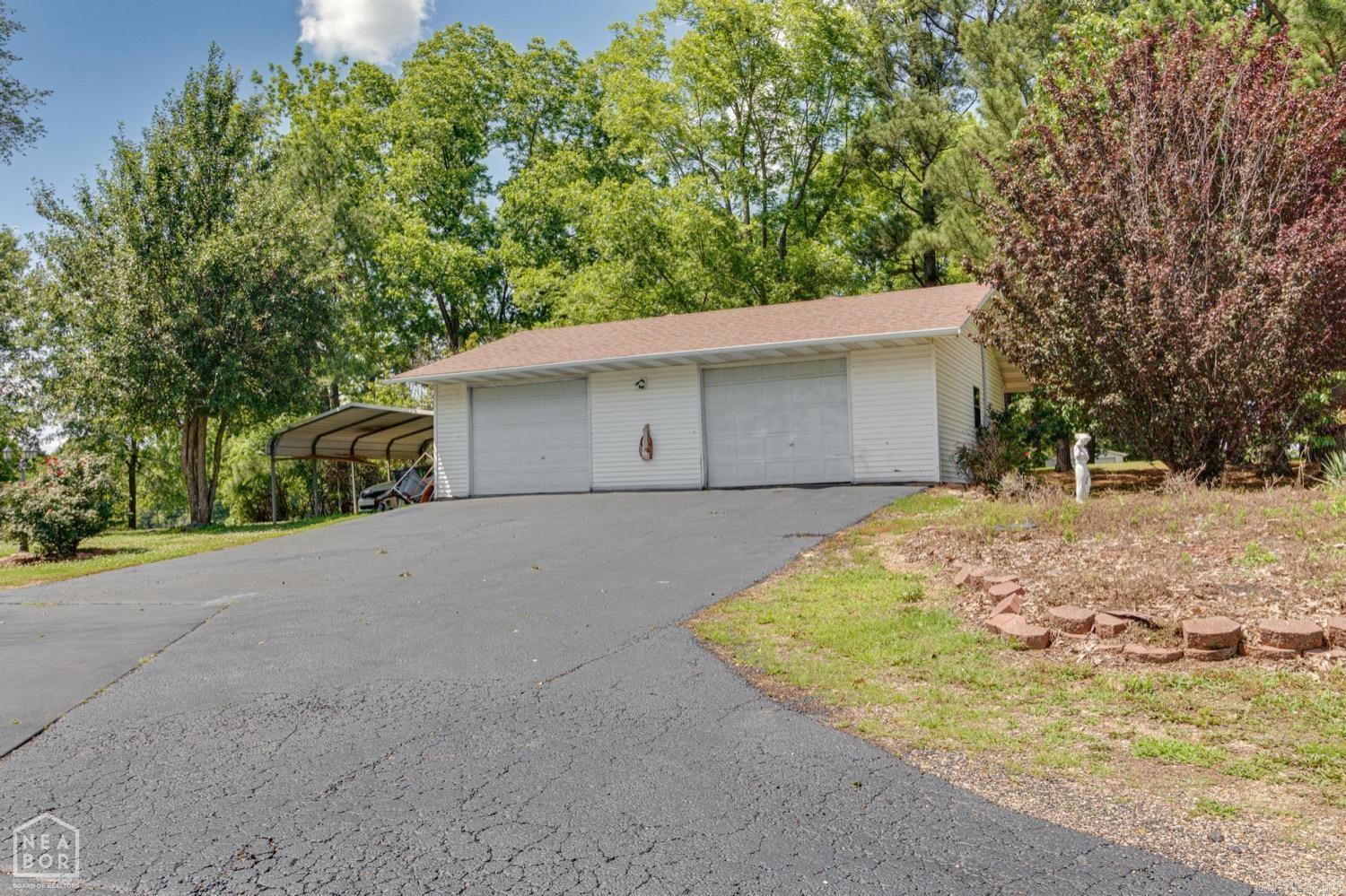 2300 Mount Carmel  Paragould, AR