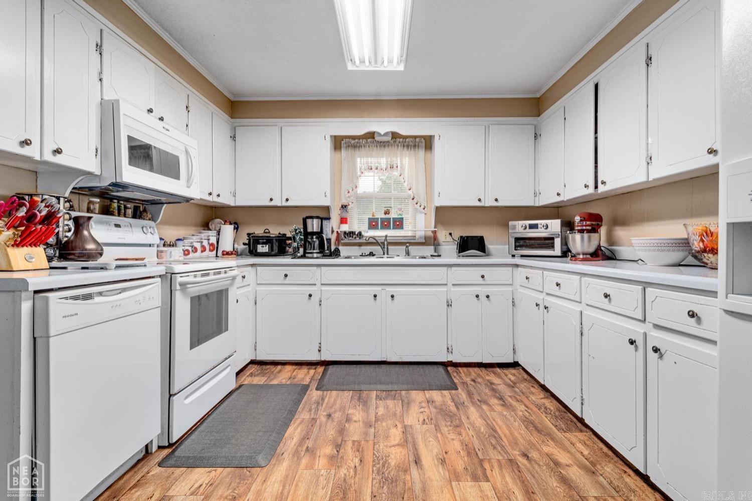 2300 Mount Carmel  Paragould, AR