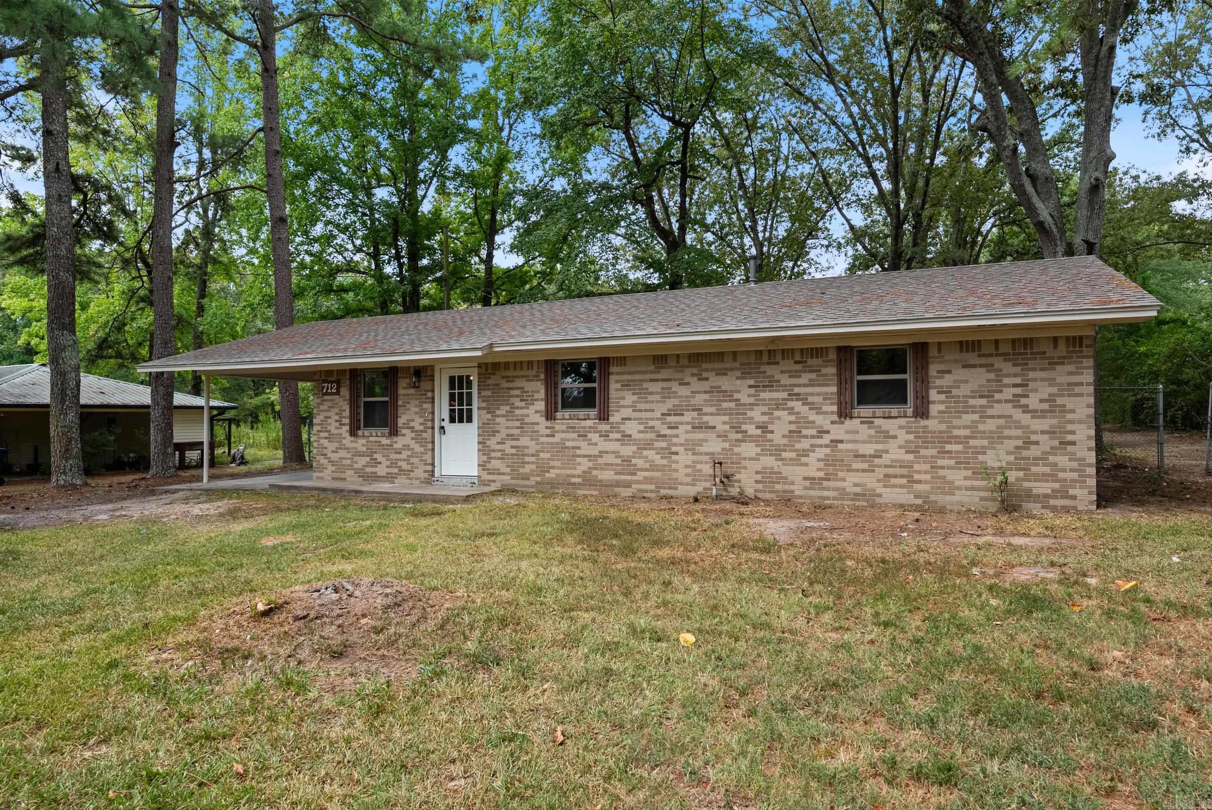 712 S Evans Rd  White Hall, AR