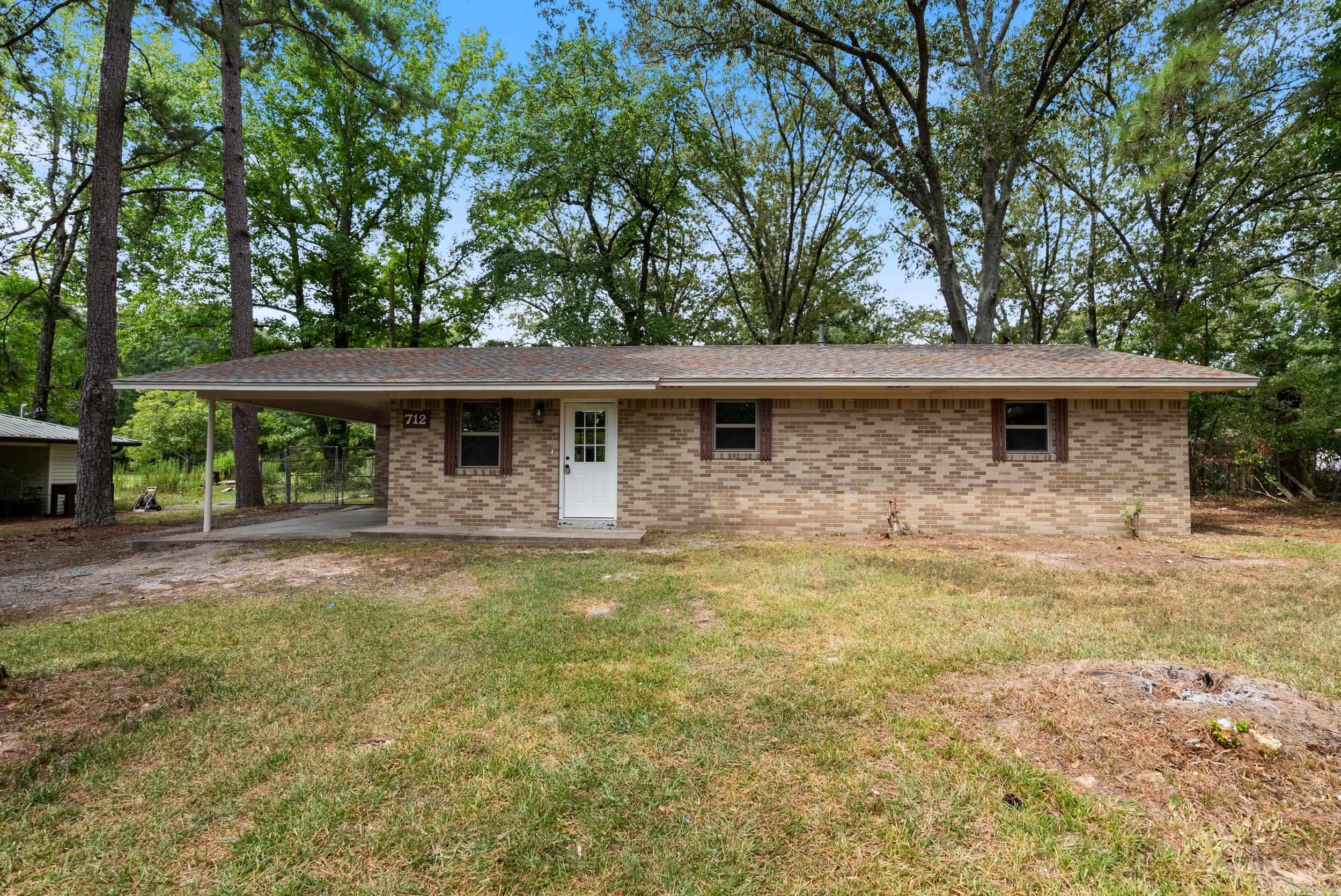 712 S Evans Rd  White Hall, AR