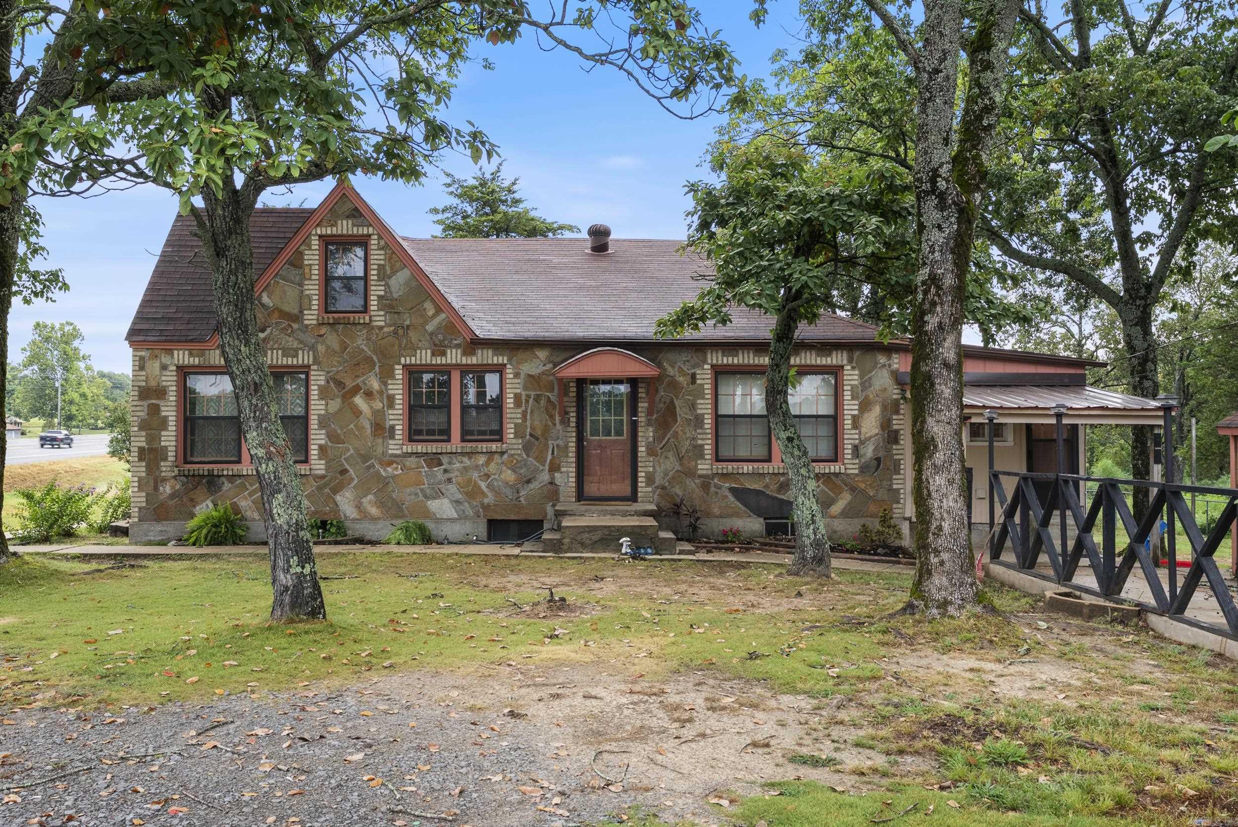 133 South Broadway  Damascus, AR