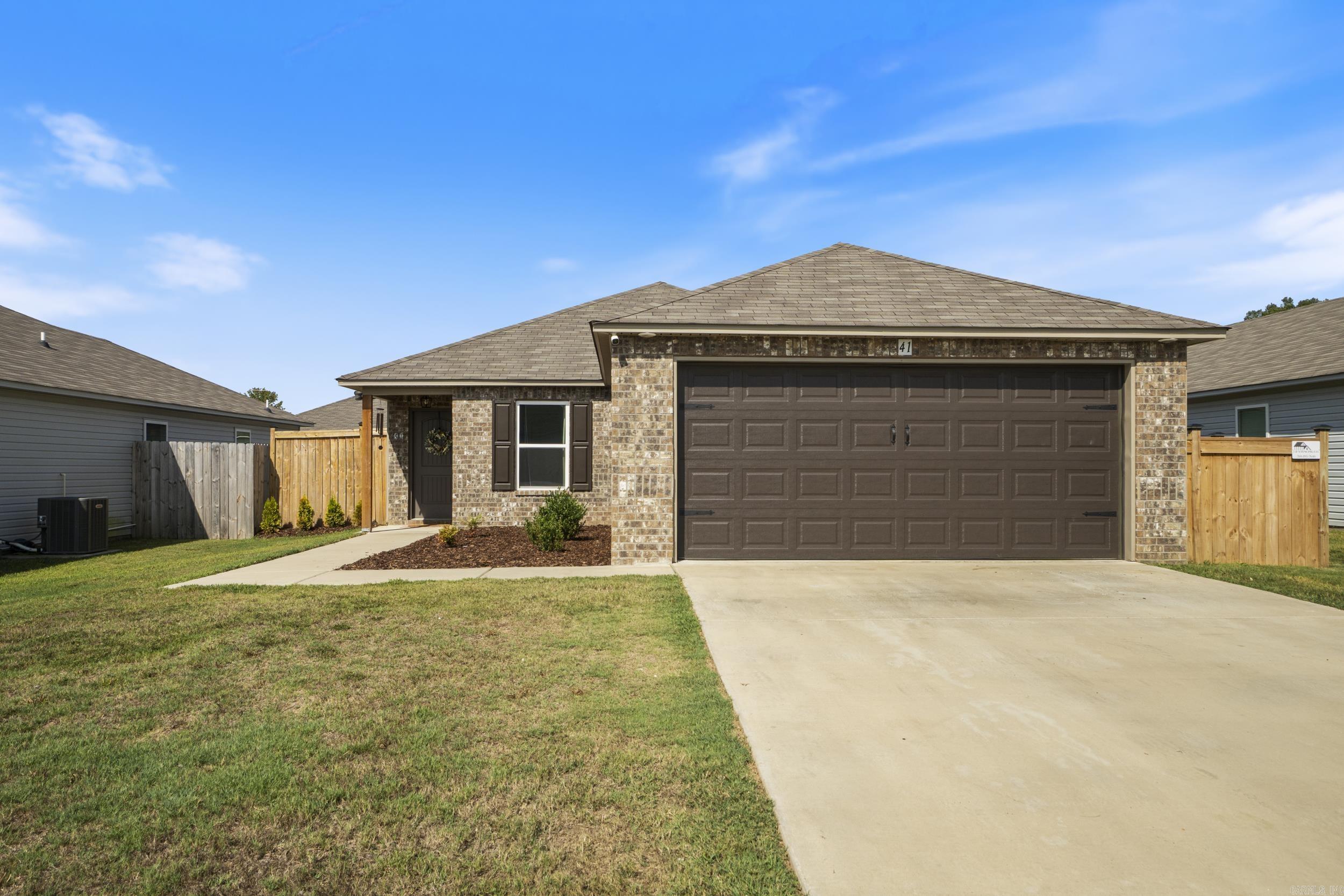 41 Oak Leaf Drive  Conway, AR