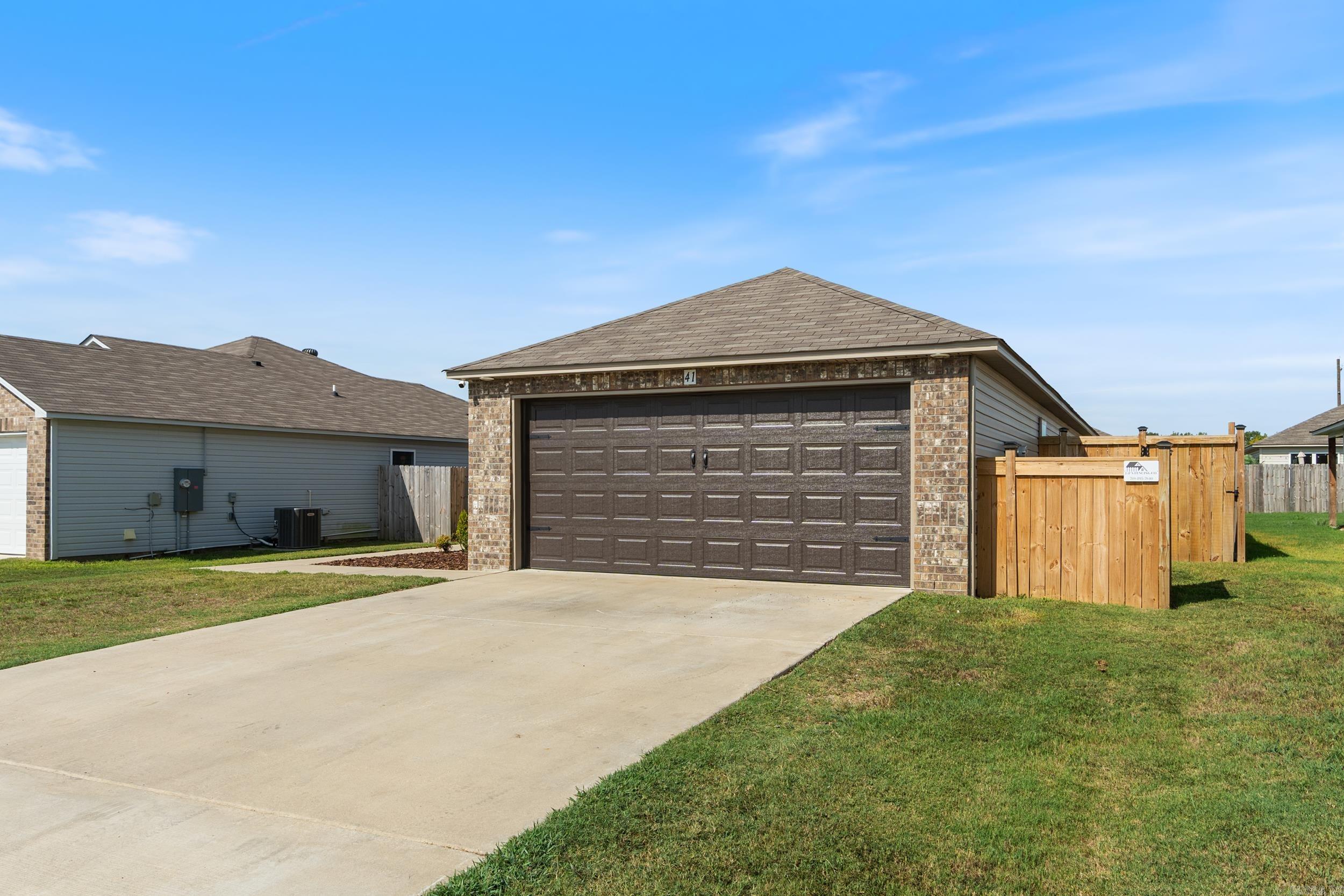 41 Oak Leaf Drive  Conway, AR