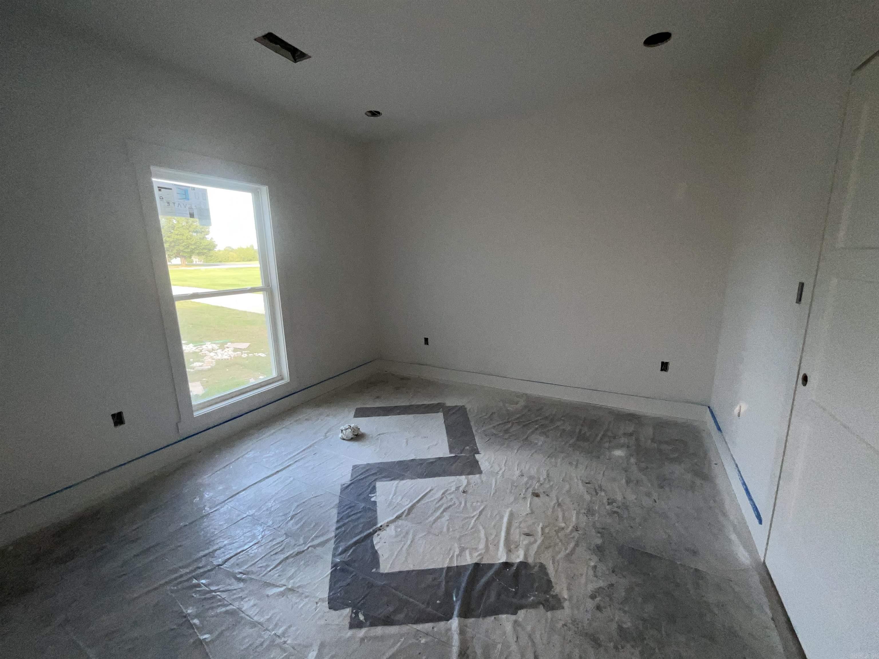 130 Emerald Lane Greers Ferry, AR 72067