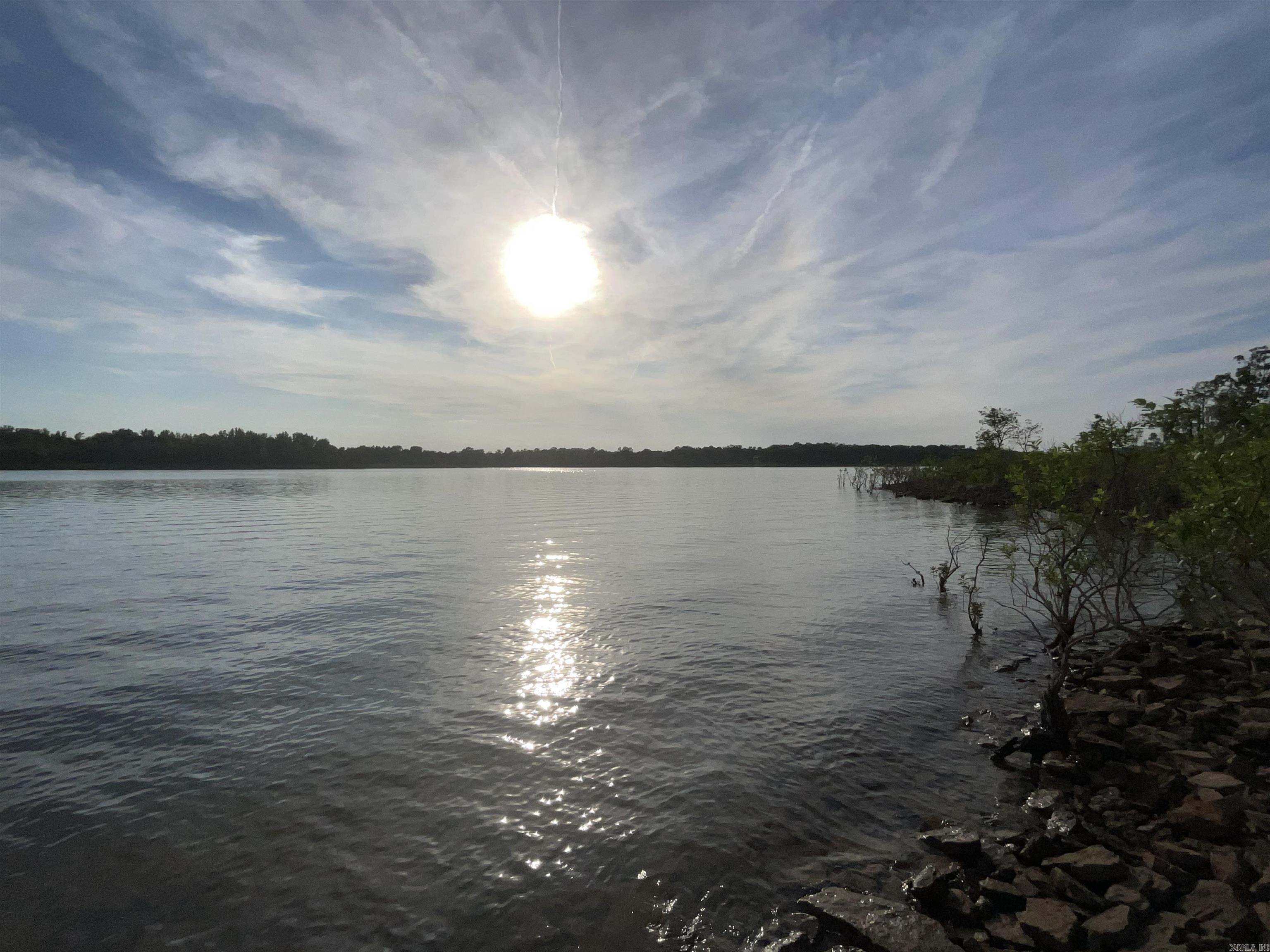 130 Emerald Lane Greers Ferry, AR 72067