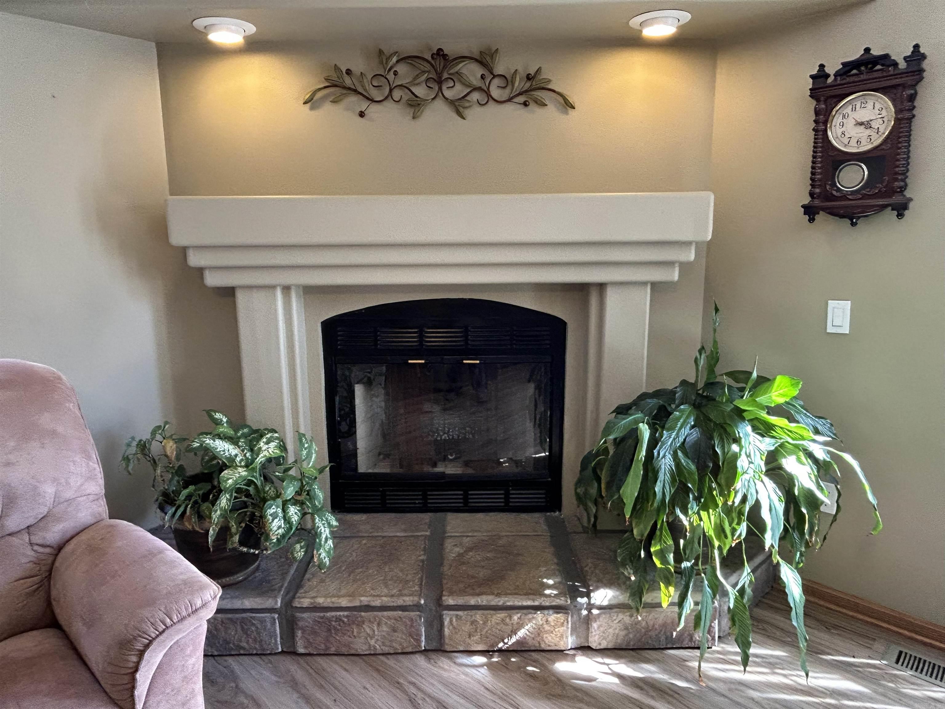 16770 MO 142  Thayer, MO