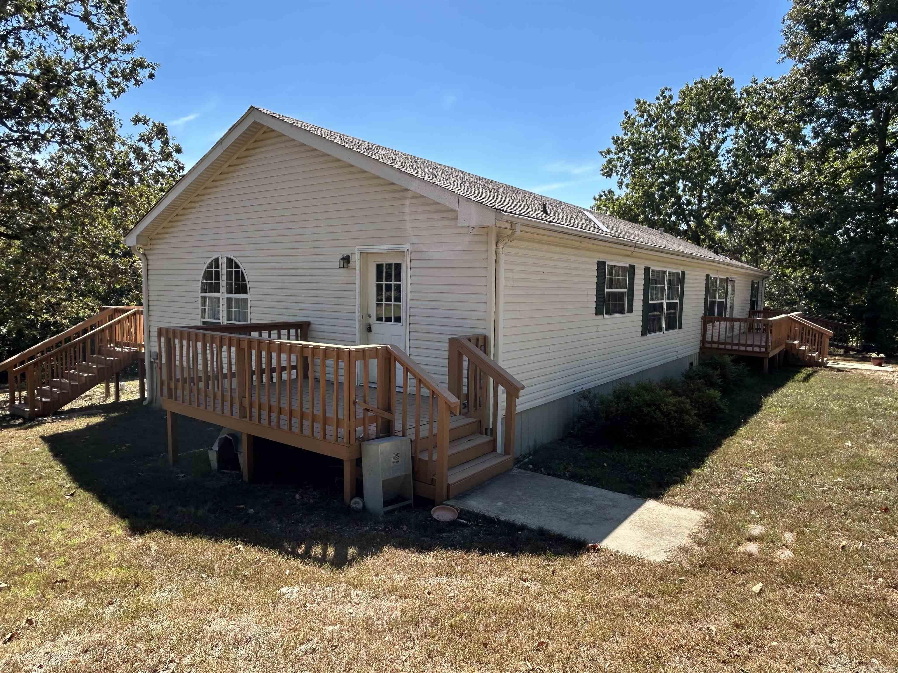 16770 MO 142  Thayer, MO