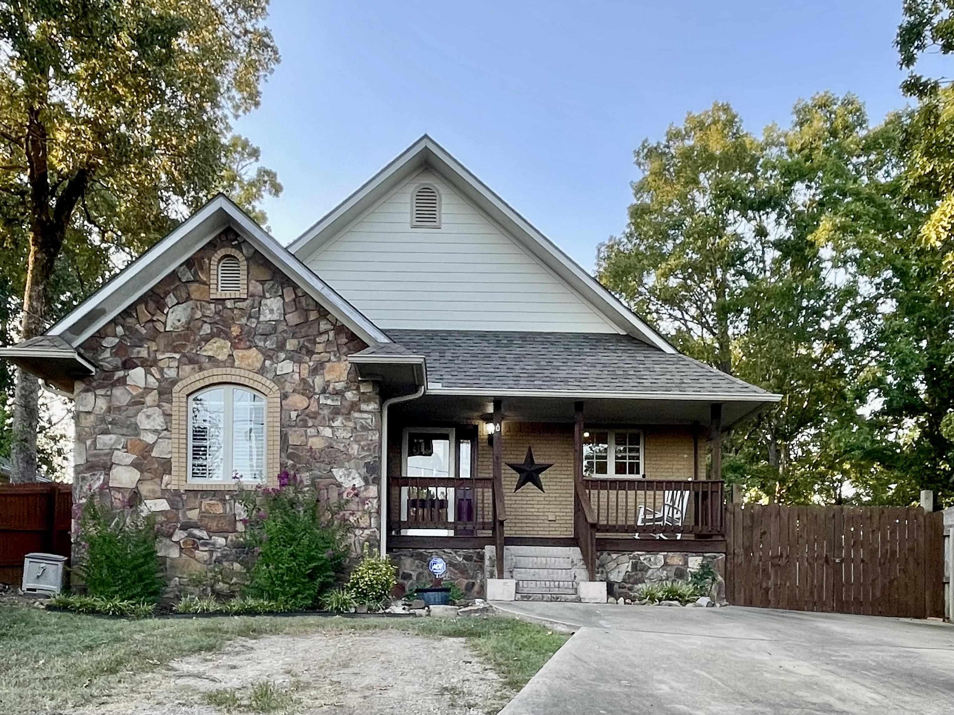 117 Skyline  Hot Springs, AR