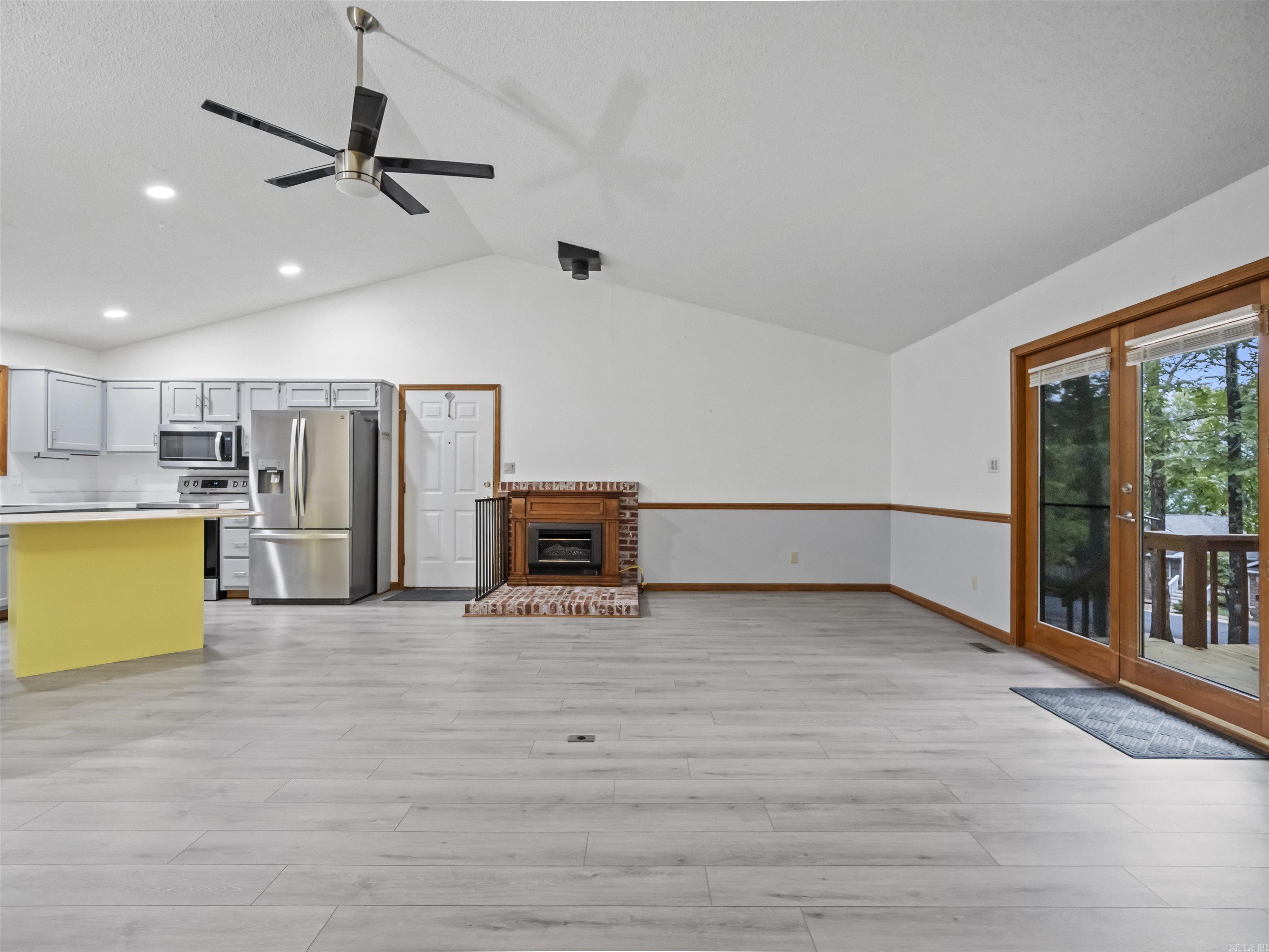24 Cadiz  Hot Springs Village, AR