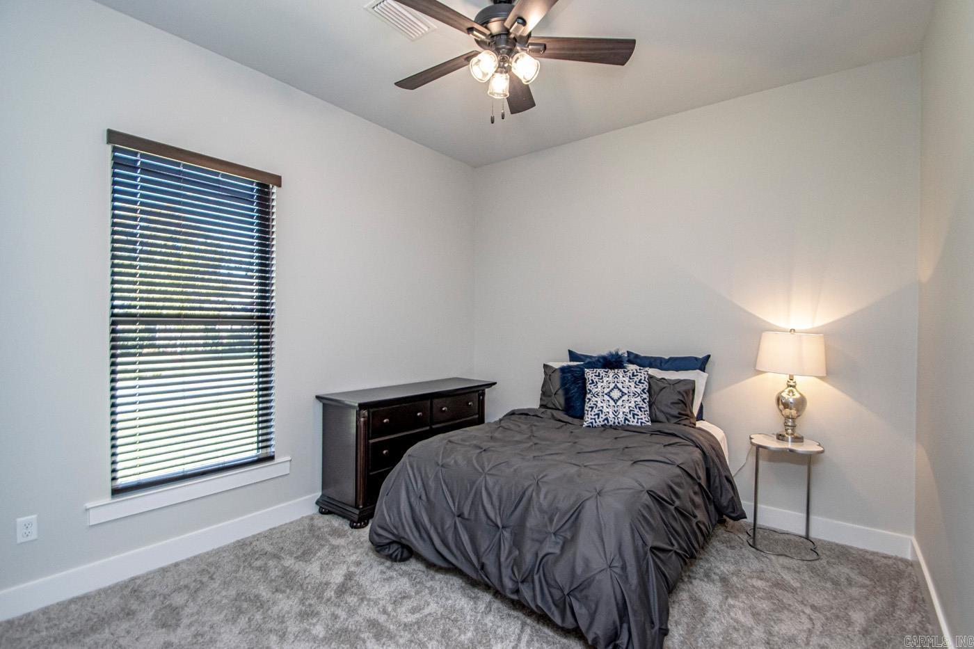 221 Lake Valley  Maumelle, AR