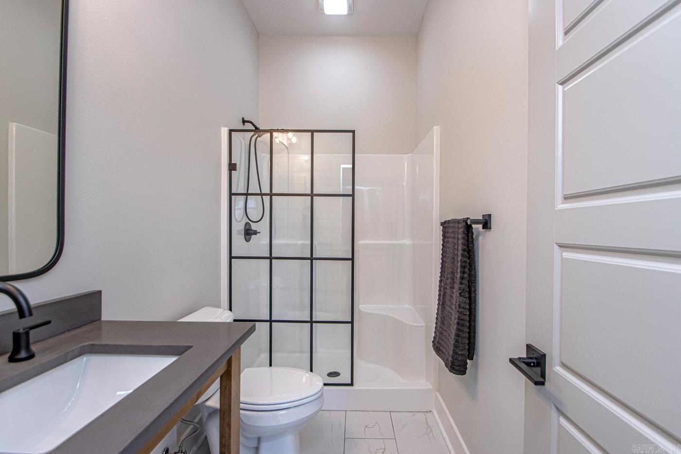221 Lake Valley  Maumelle, AR