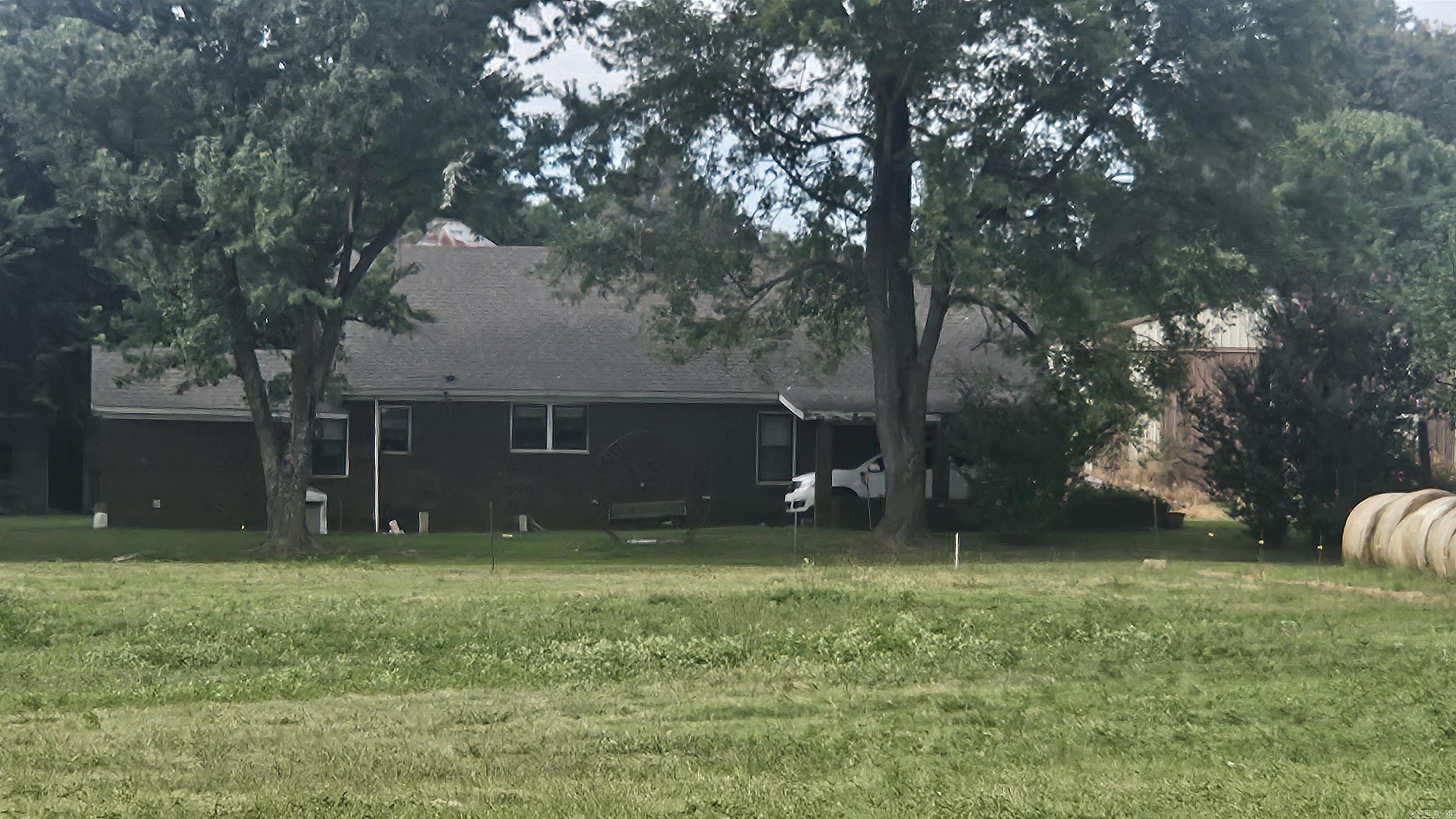 797 County Road 420  Rector, AR