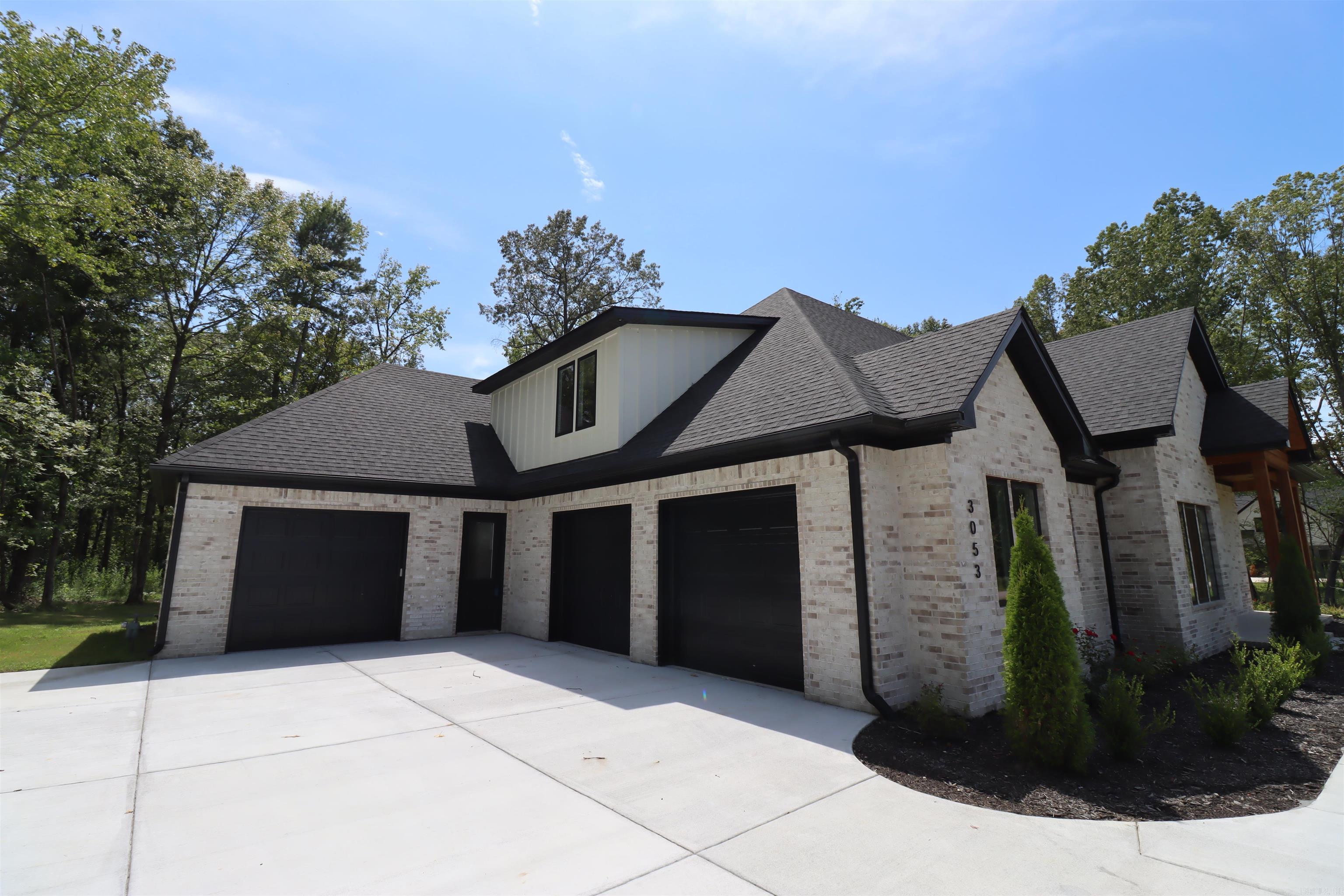 3053 Avilla Manor  Alexander, AR