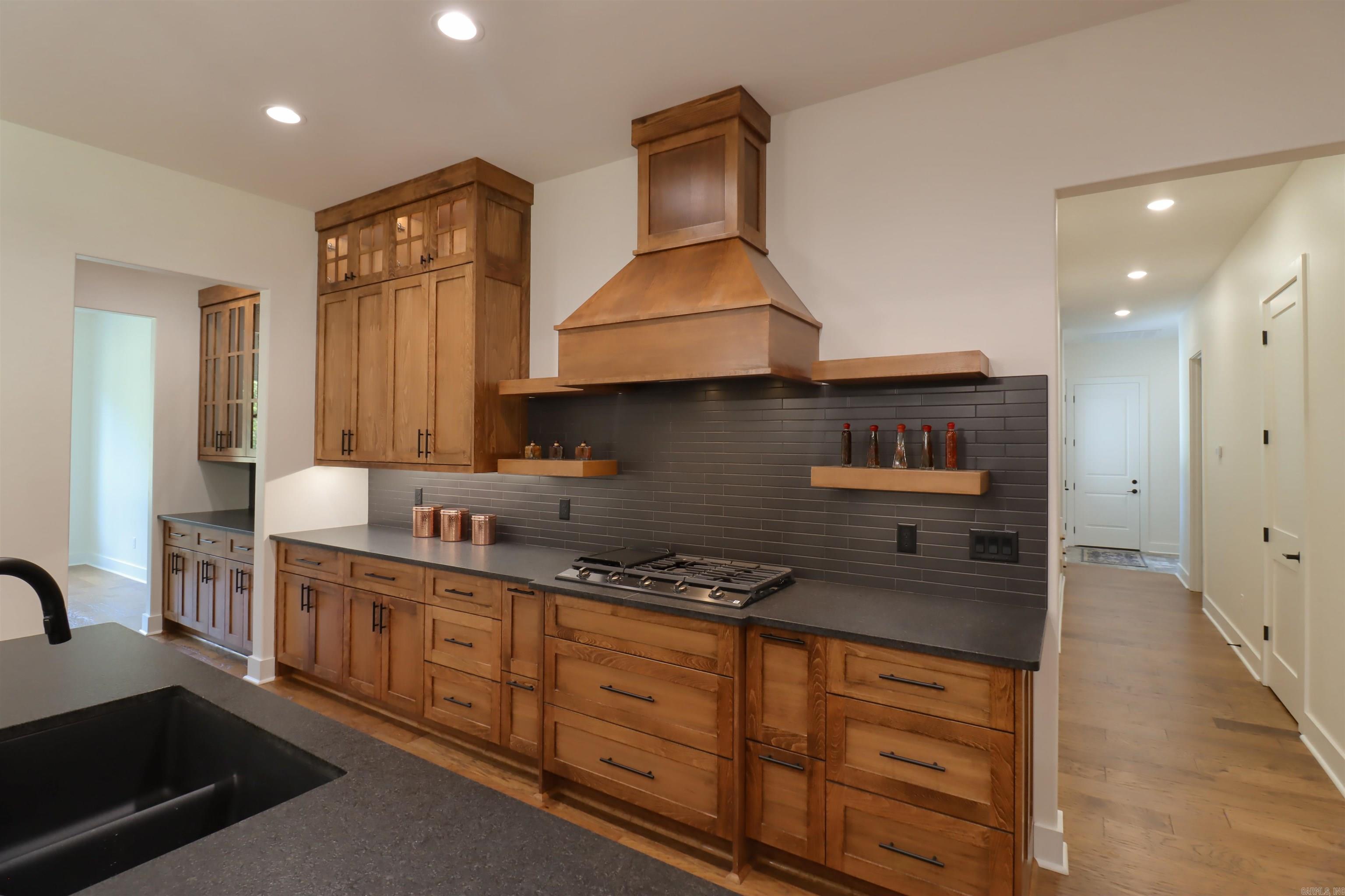 3053 Avilla Manor  Alexander, AR