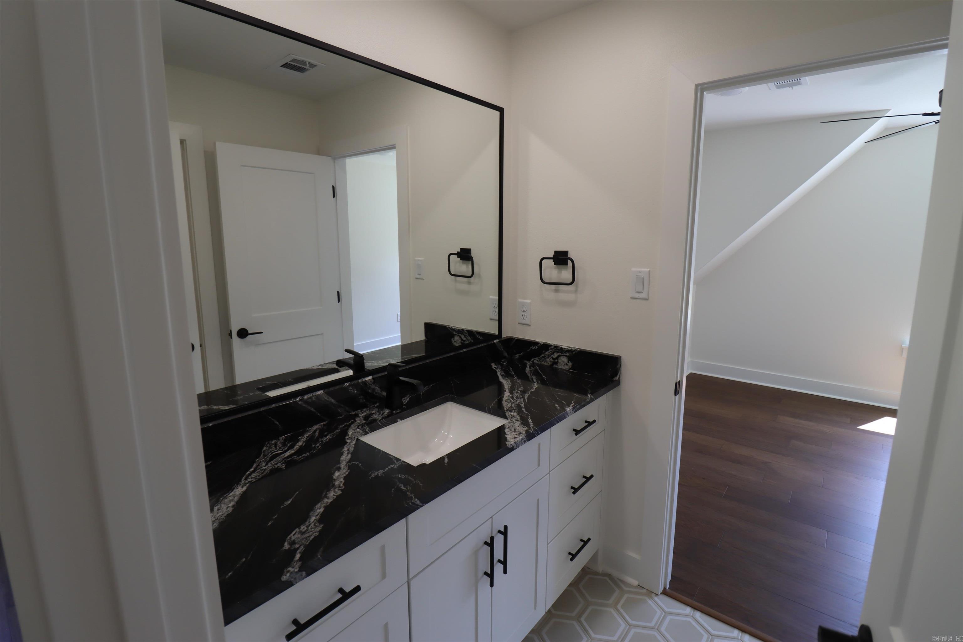 3076 Avilla Manor  Alexander, AR