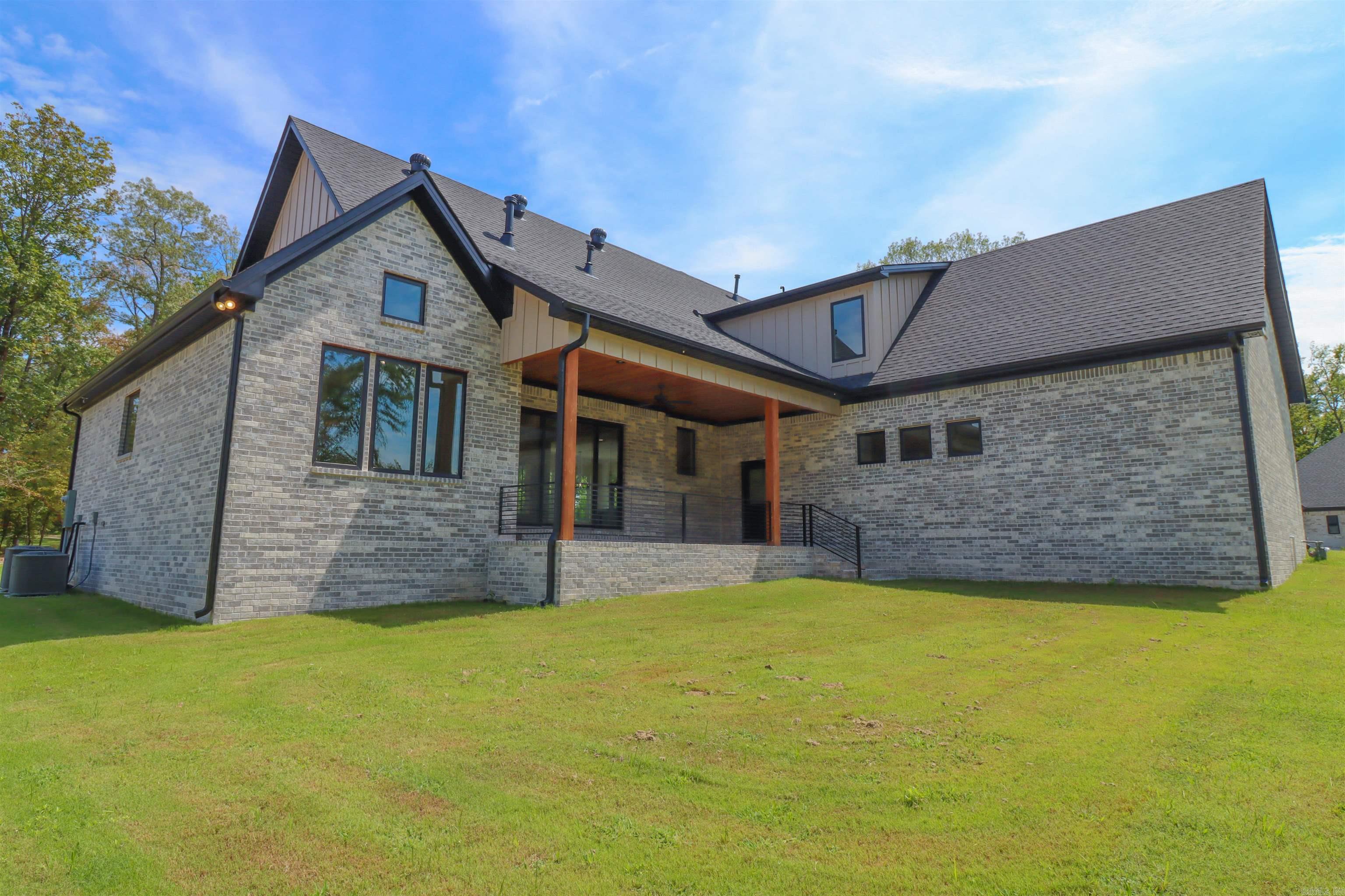3076 Avilla Manor  Alexander, AR