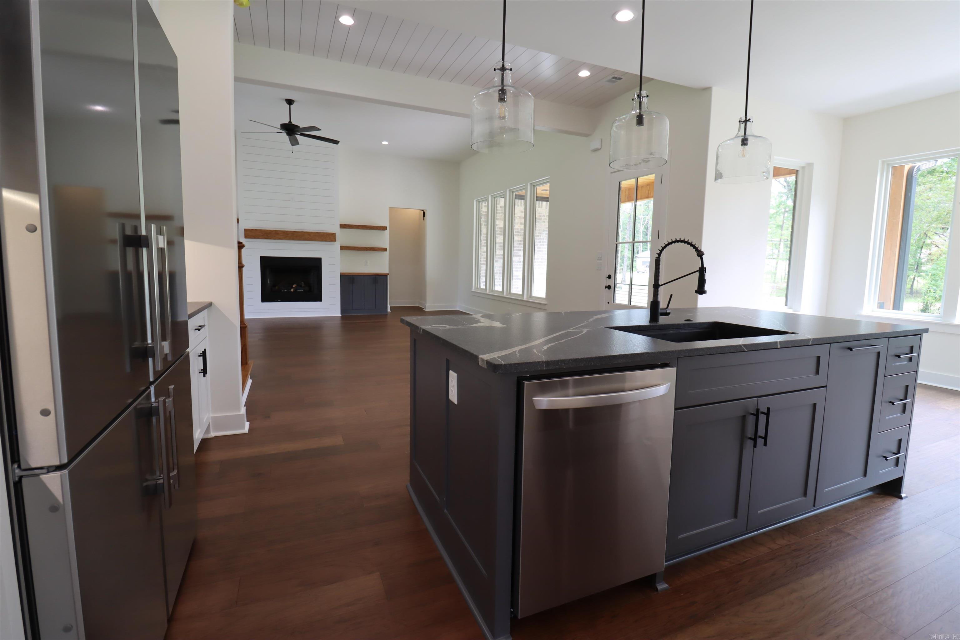 3076 Avilla Manor  Alexander, AR
