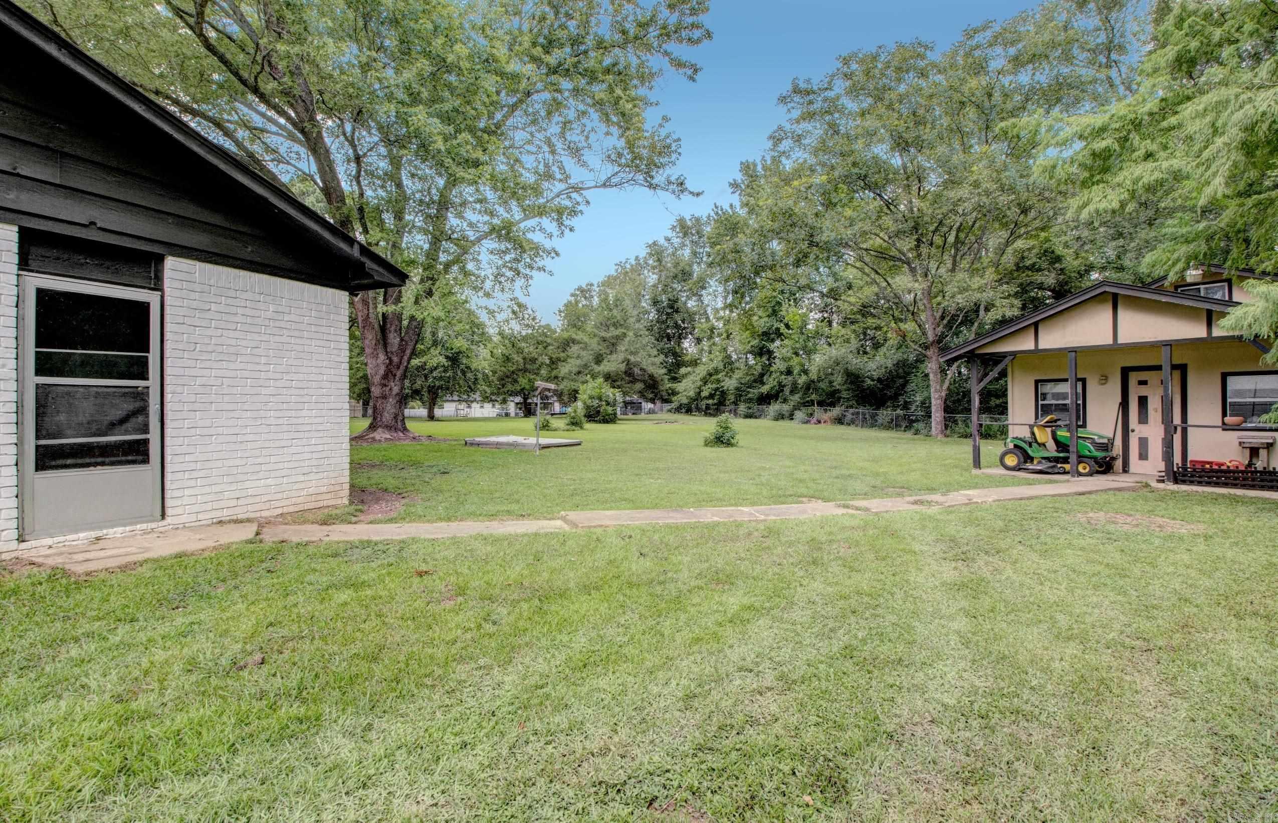 996 Hacienda  Benton, AR