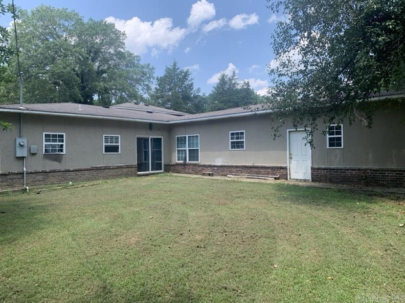 25540 E Highway 10  Ola, AR