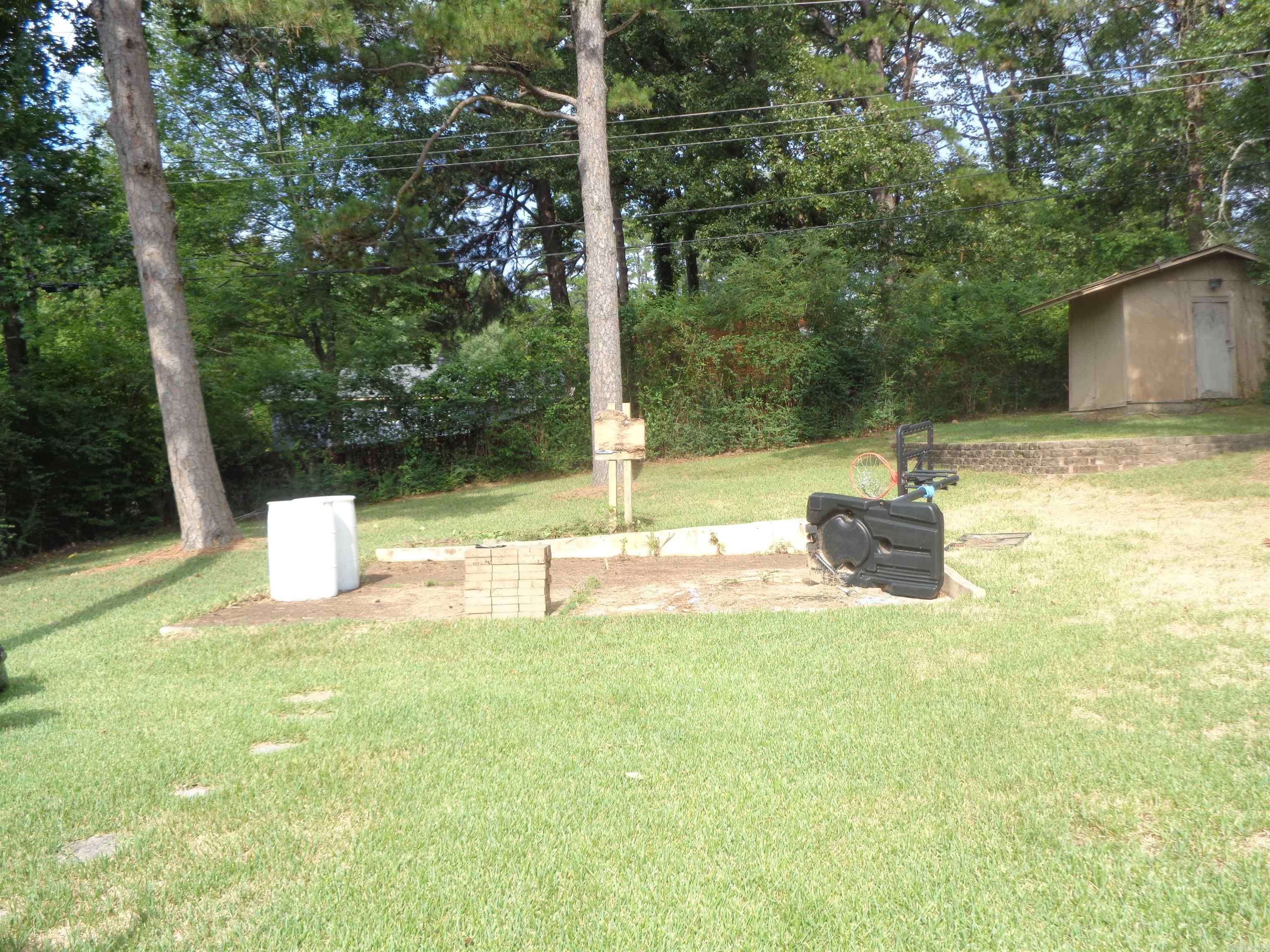 1408 Twin Lakes Drive Little Rock, AR 72205-6773