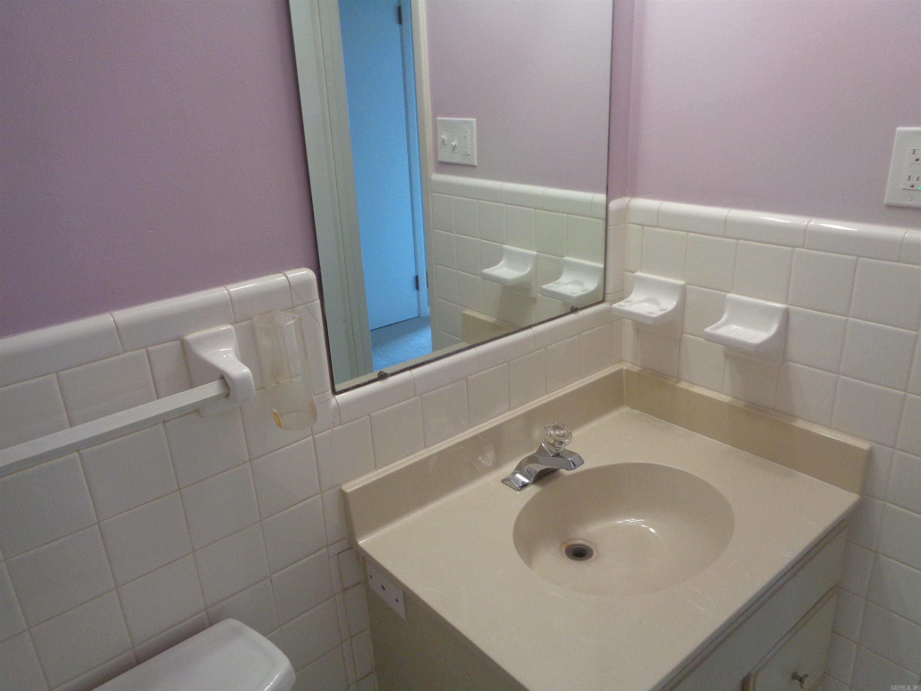 1408 Twin Lakes Drive Little Rock, AR 72205-6773