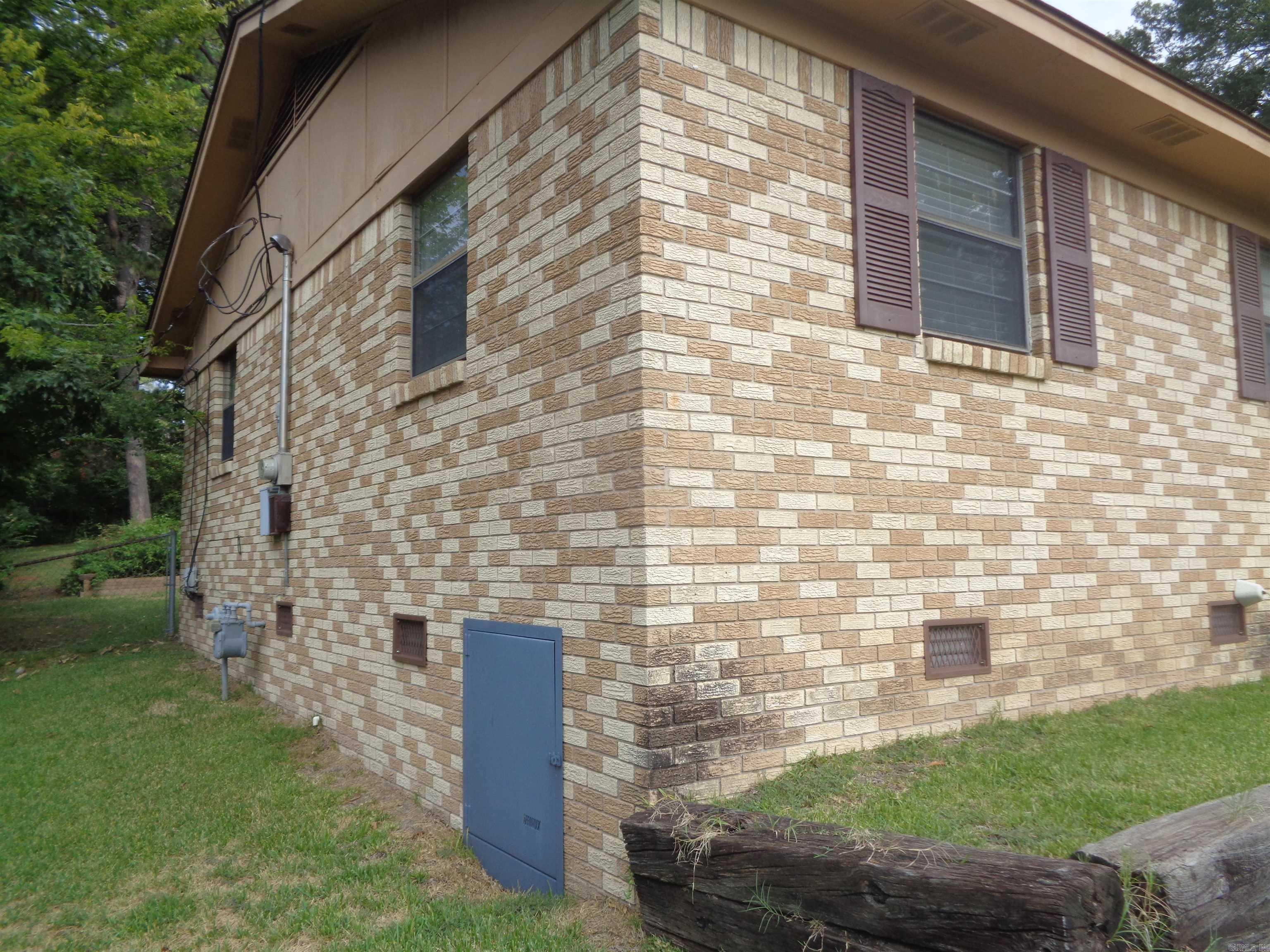 1408 Twin Lakes Drive Little Rock, AR 72205-6773