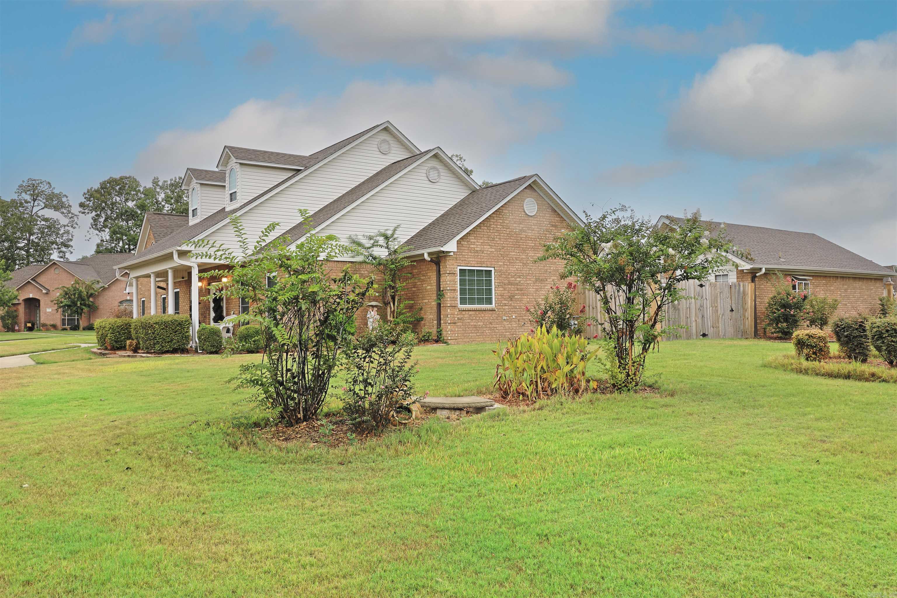 203 Fawn Cove  White Hall, AR