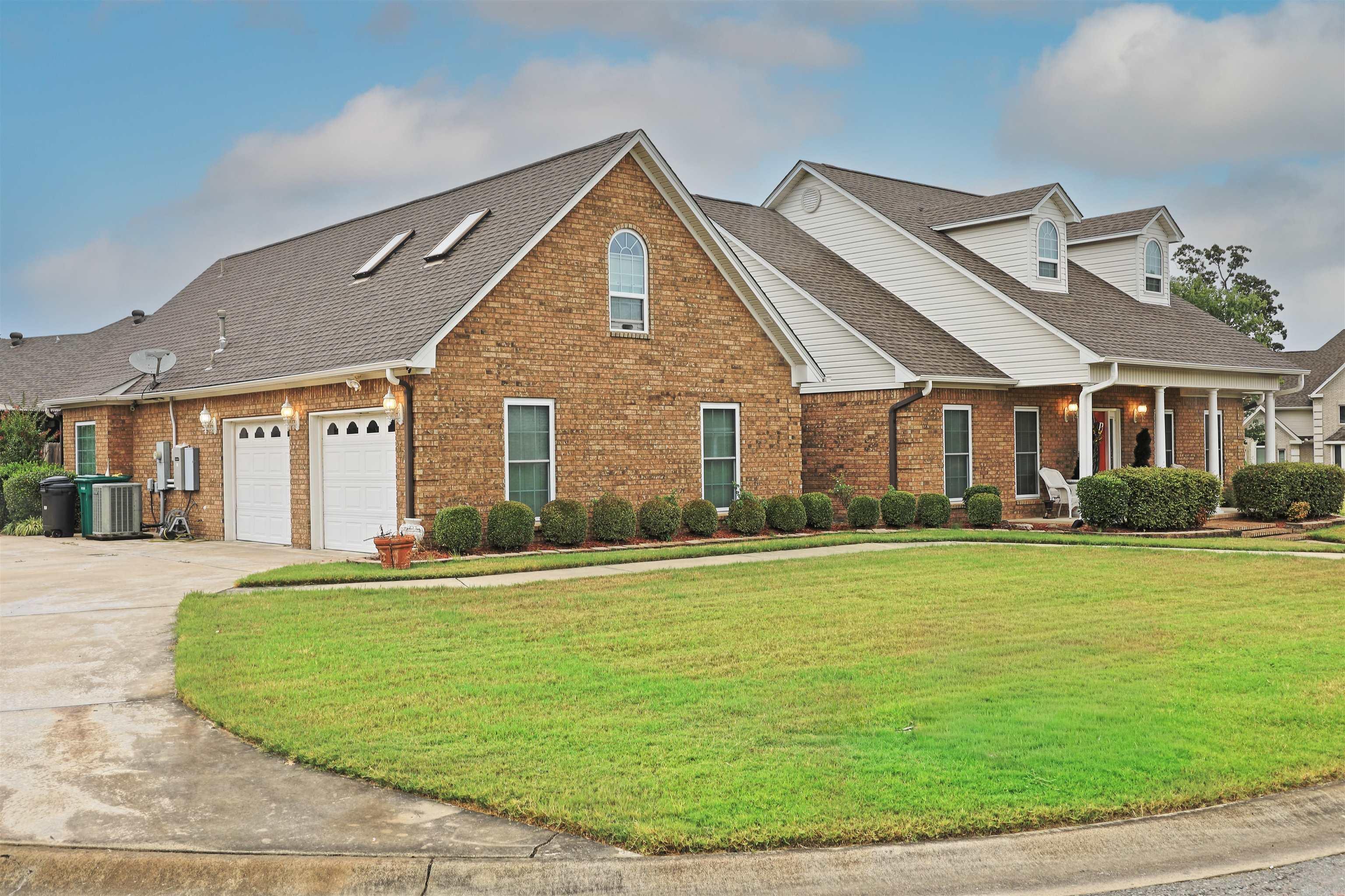 203 Fawn Cove  White Hall, AR