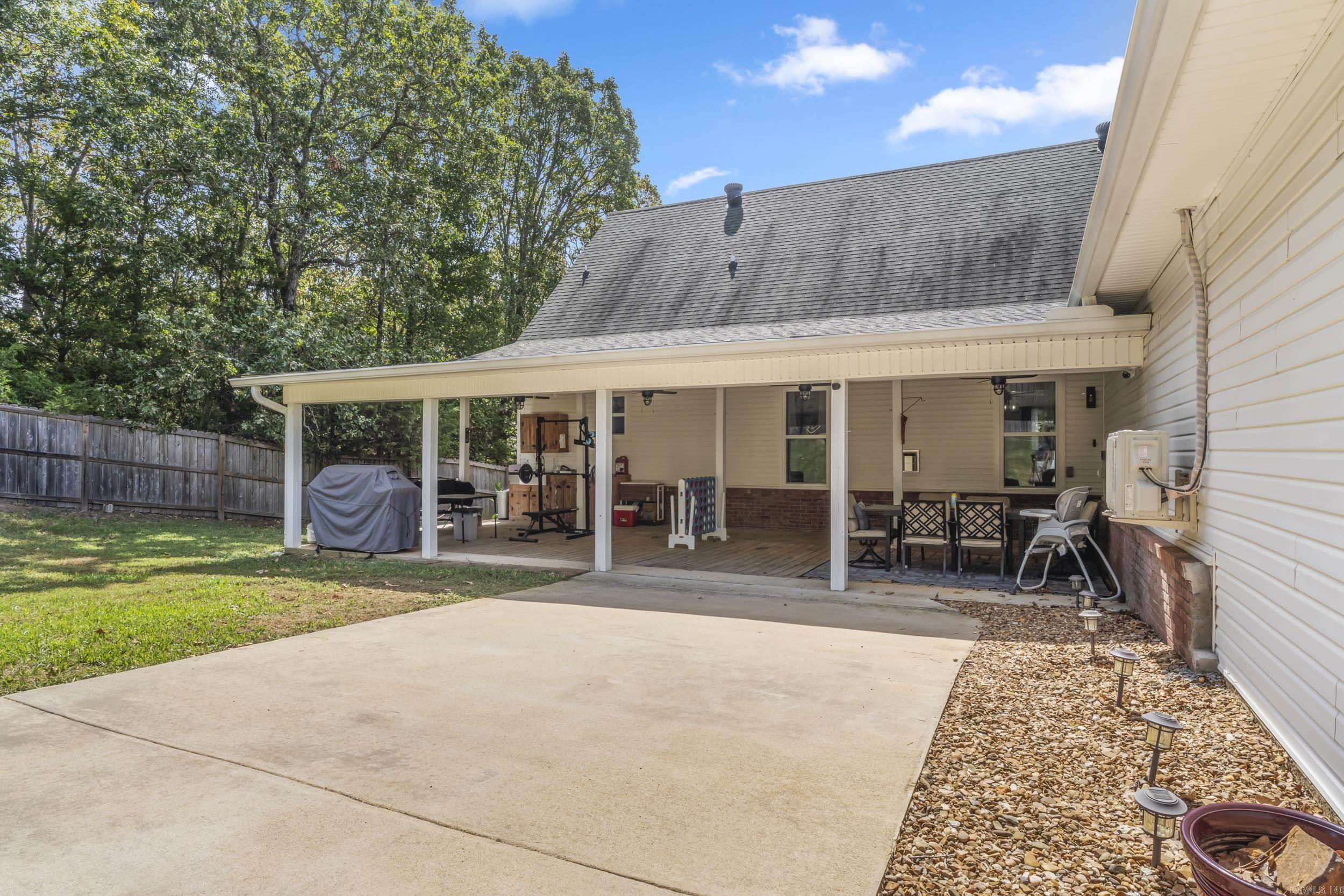43 Mill Stone Dr.  Greenbrier, AR