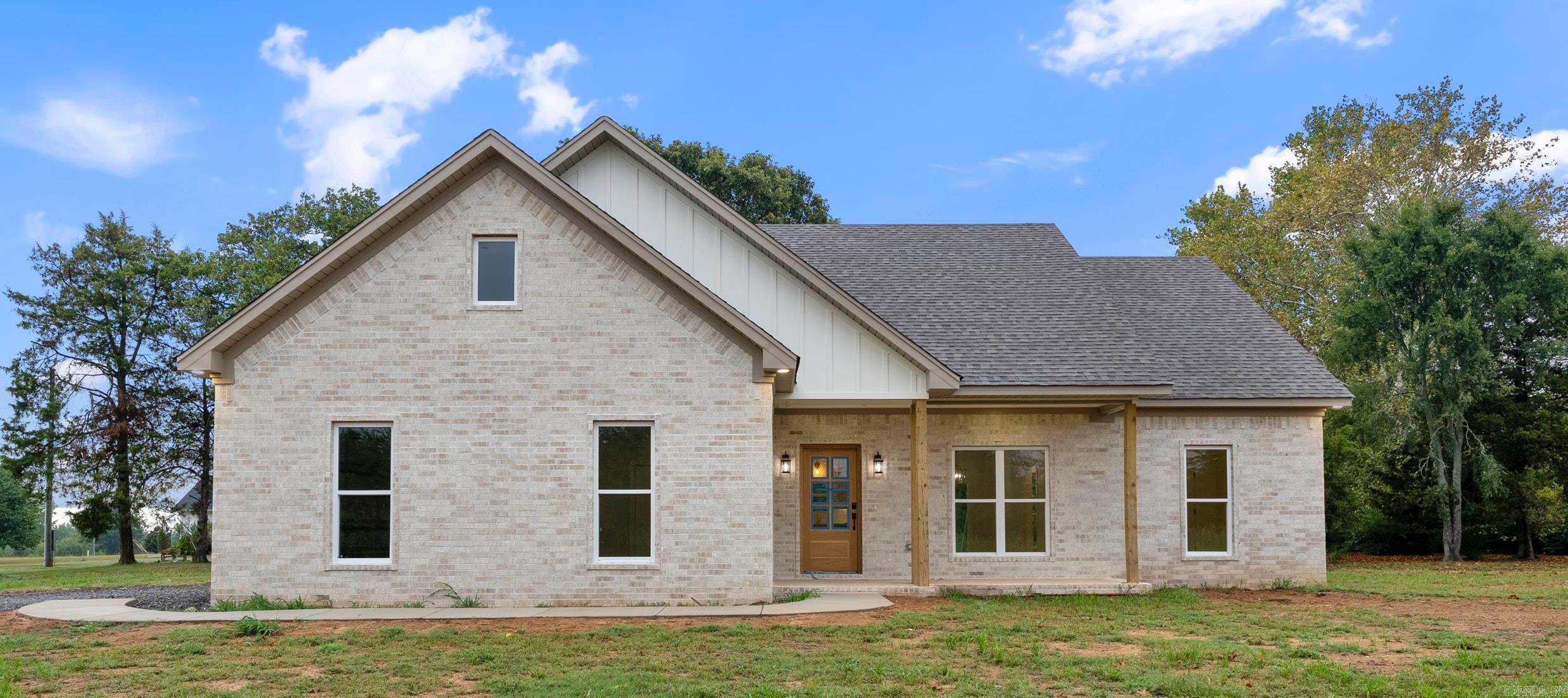 22 Hudson  Greenbrier, AR