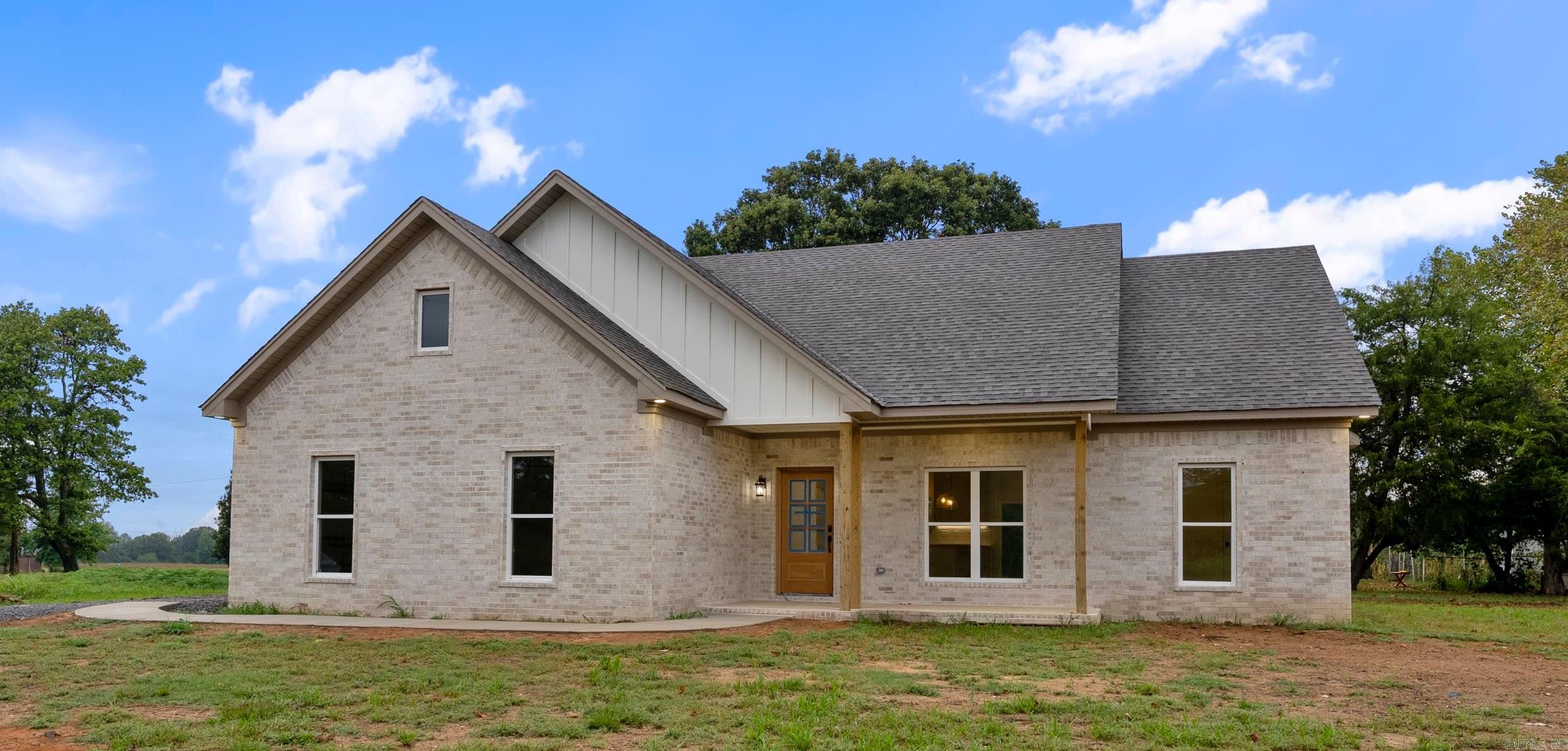 22 Hudson  Greenbrier, AR