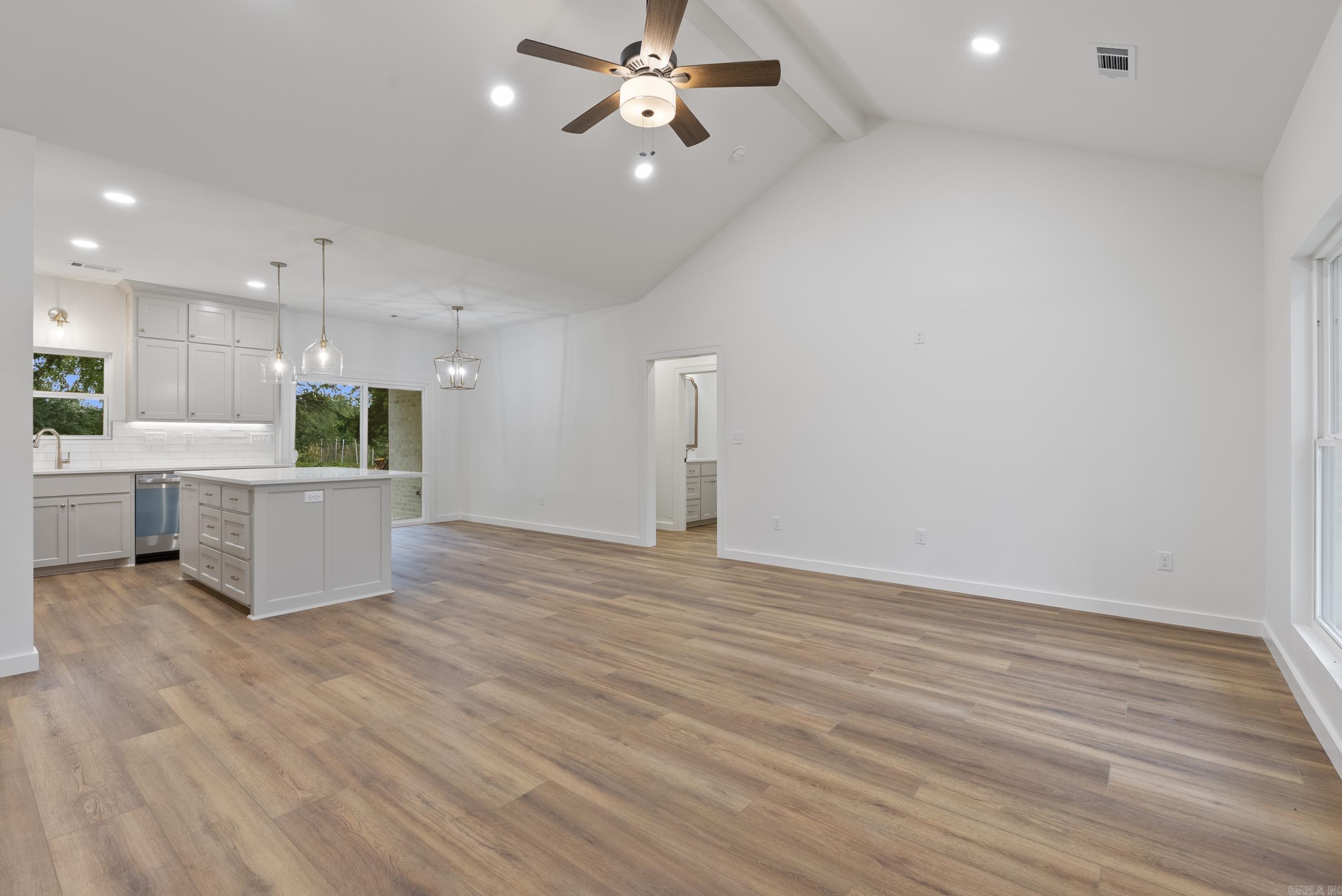 22 Hudson  Greenbrier, AR