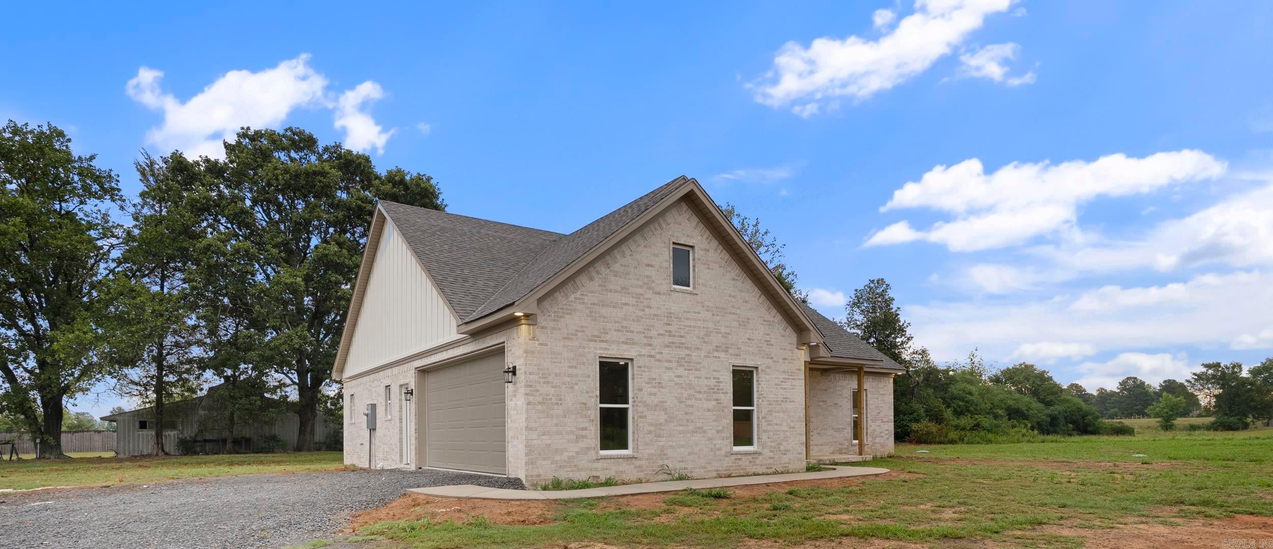 22 Hudson  Greenbrier, AR