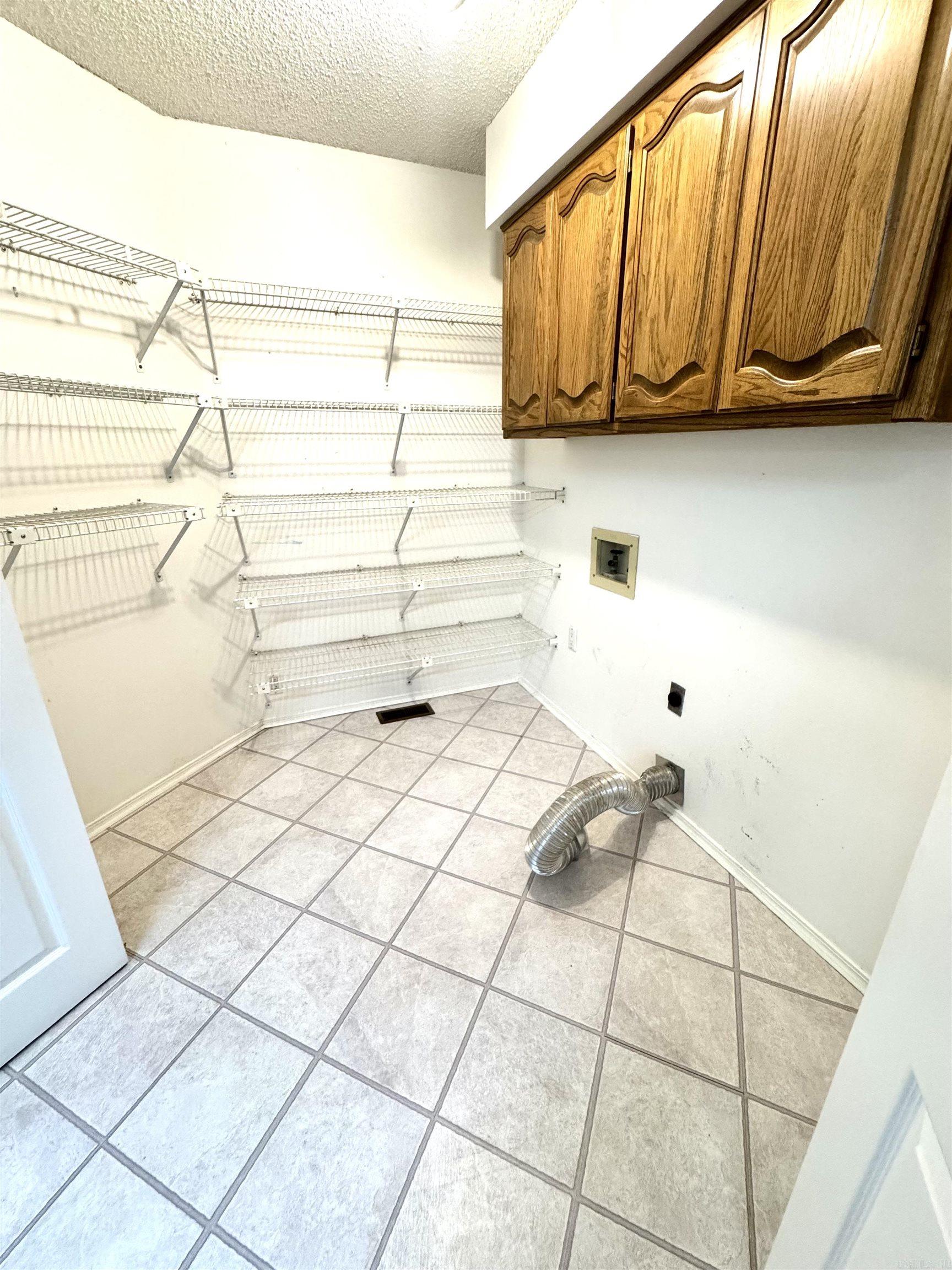 7 Camarzana  Hot Springs Village, AR