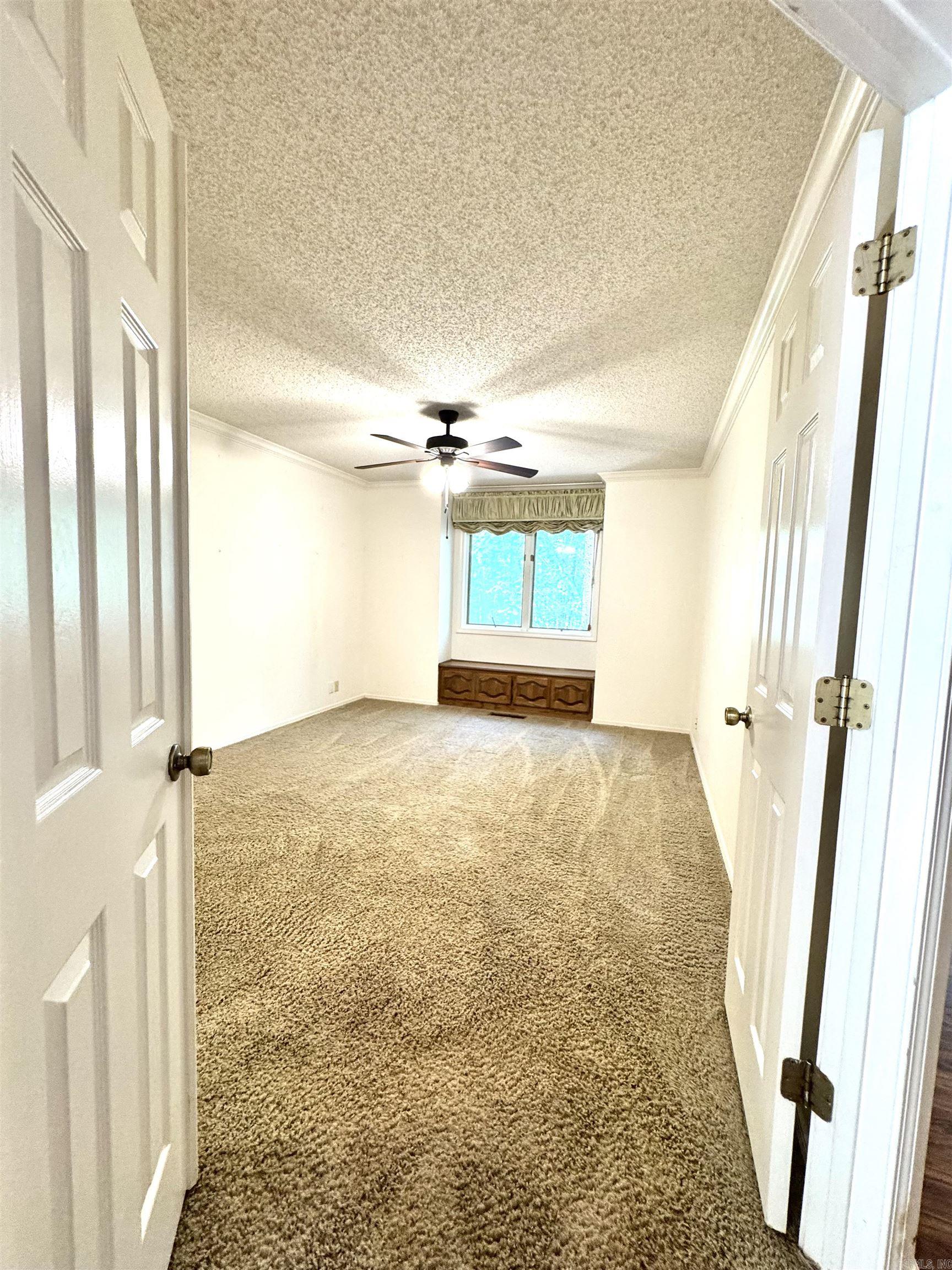 7 Camarzana  Hot Springs Village, AR