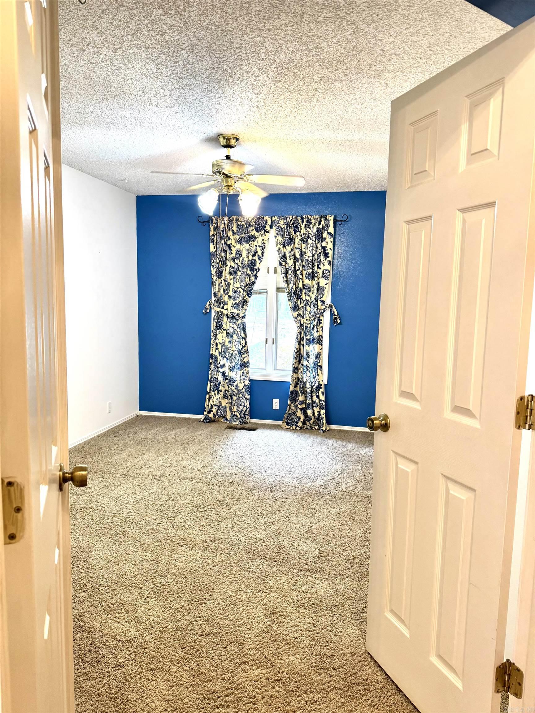 7 Camarzana  Hot Springs Village, AR