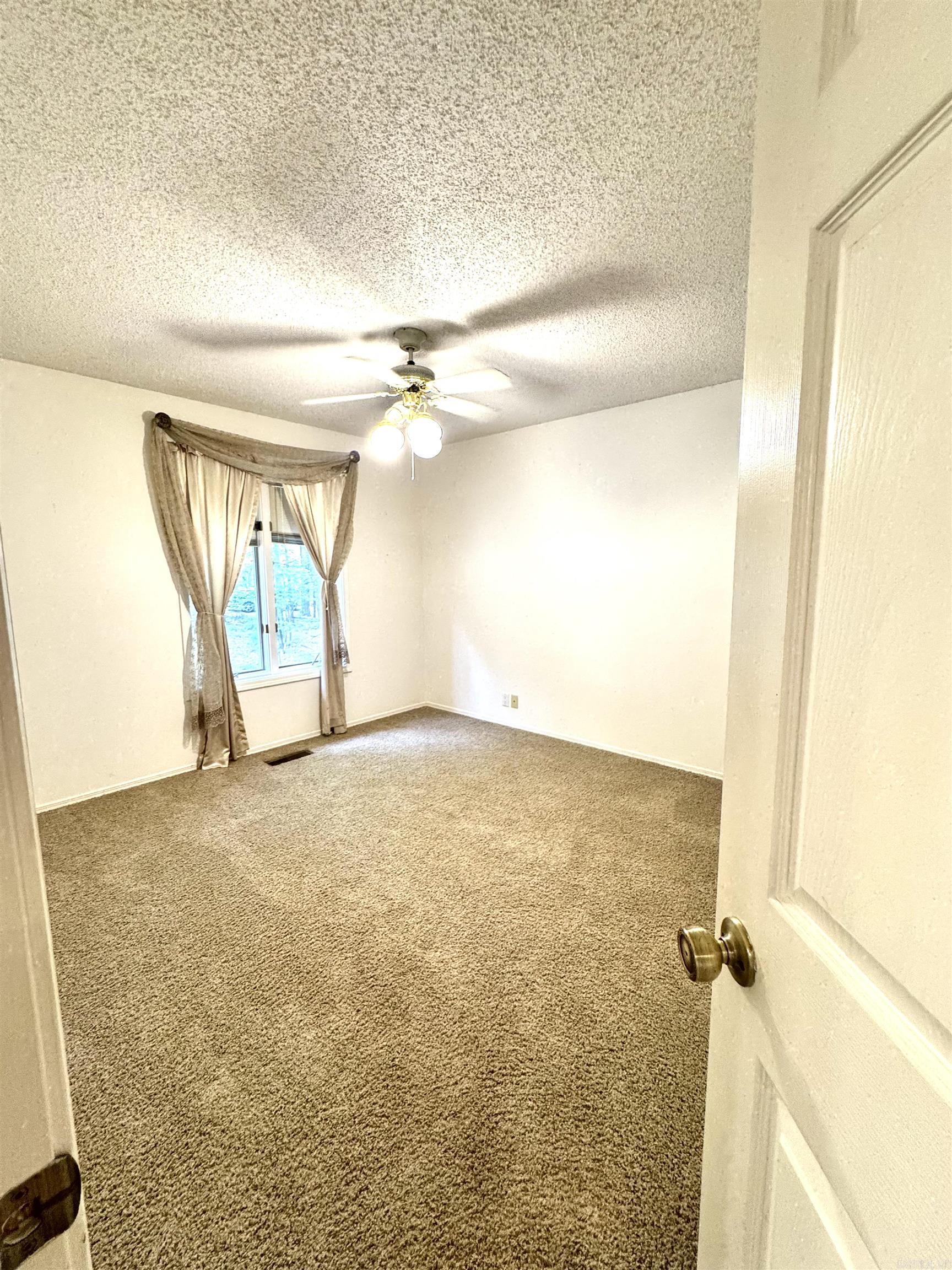 7 Camarzana  Hot Springs Village, AR