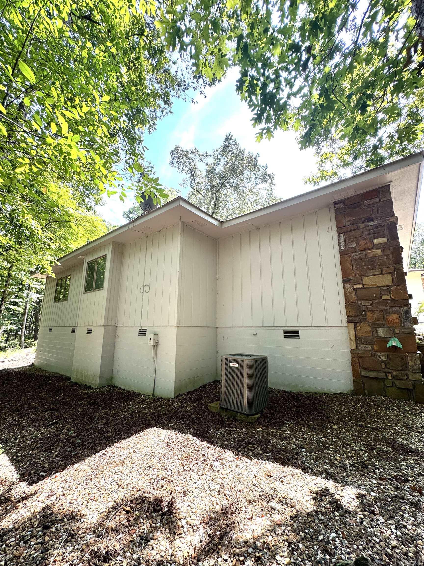 7 Camarzana  Hot Springs Village, AR