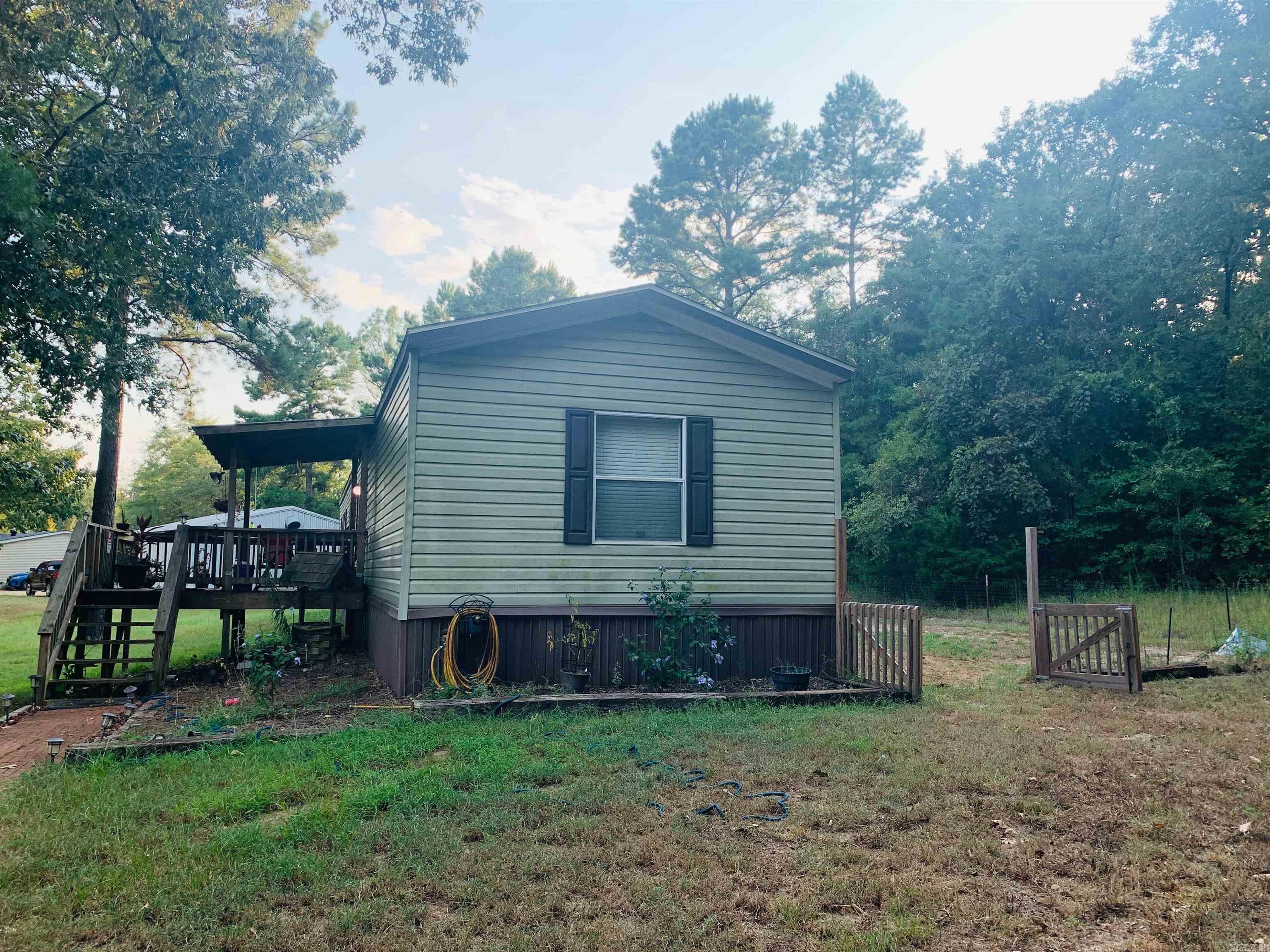 1773 County Road 4345  Bivins, TX